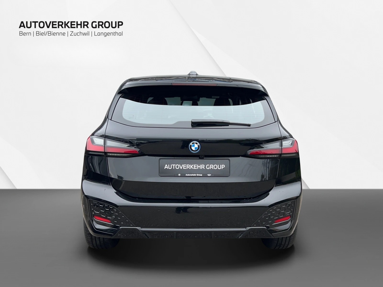 BMW 230e xDrive Active Tourer M Sport-image-3