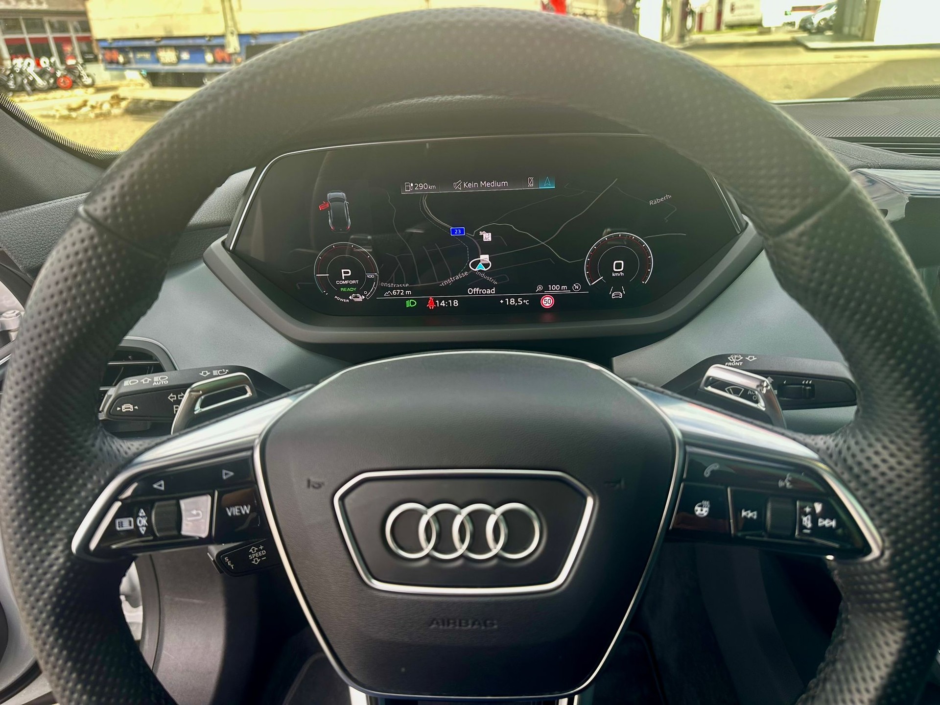 AUDI e-tron GT quattro-image-16