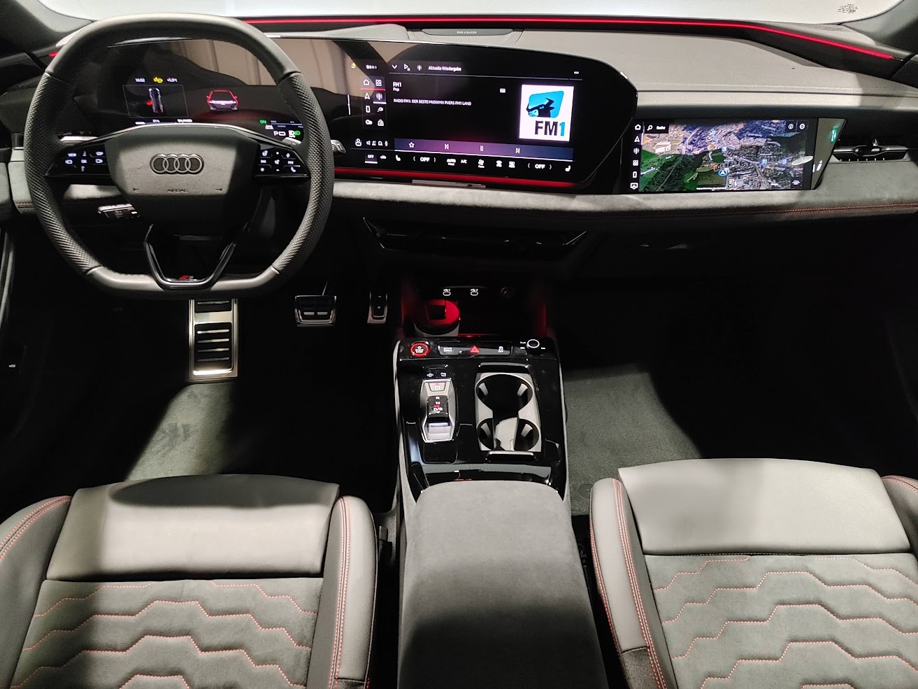 AUDI S6 Avant e-tron quattro-image-12