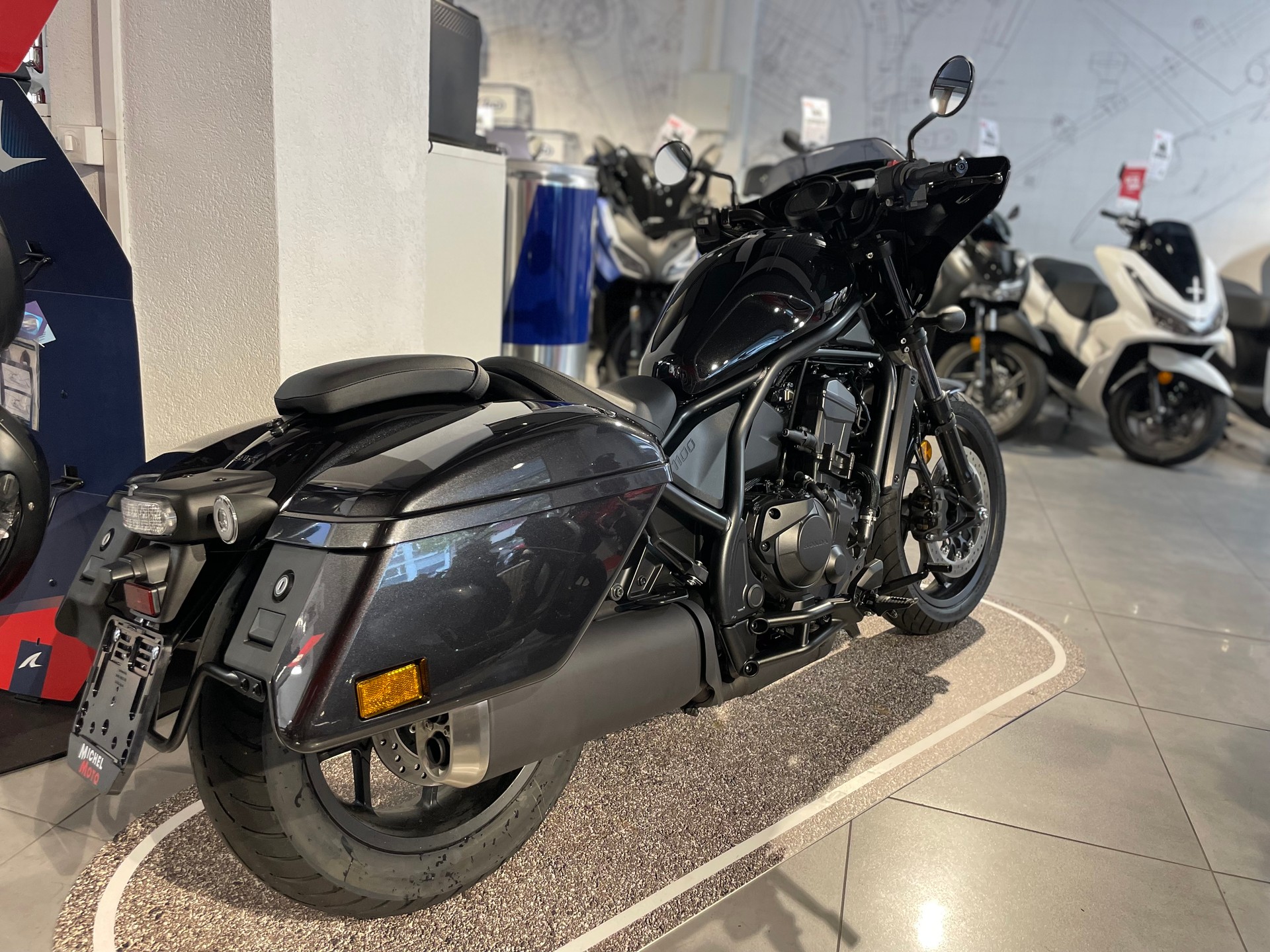HONDA CMX 1100 Rebel Touring-showroom-element-2