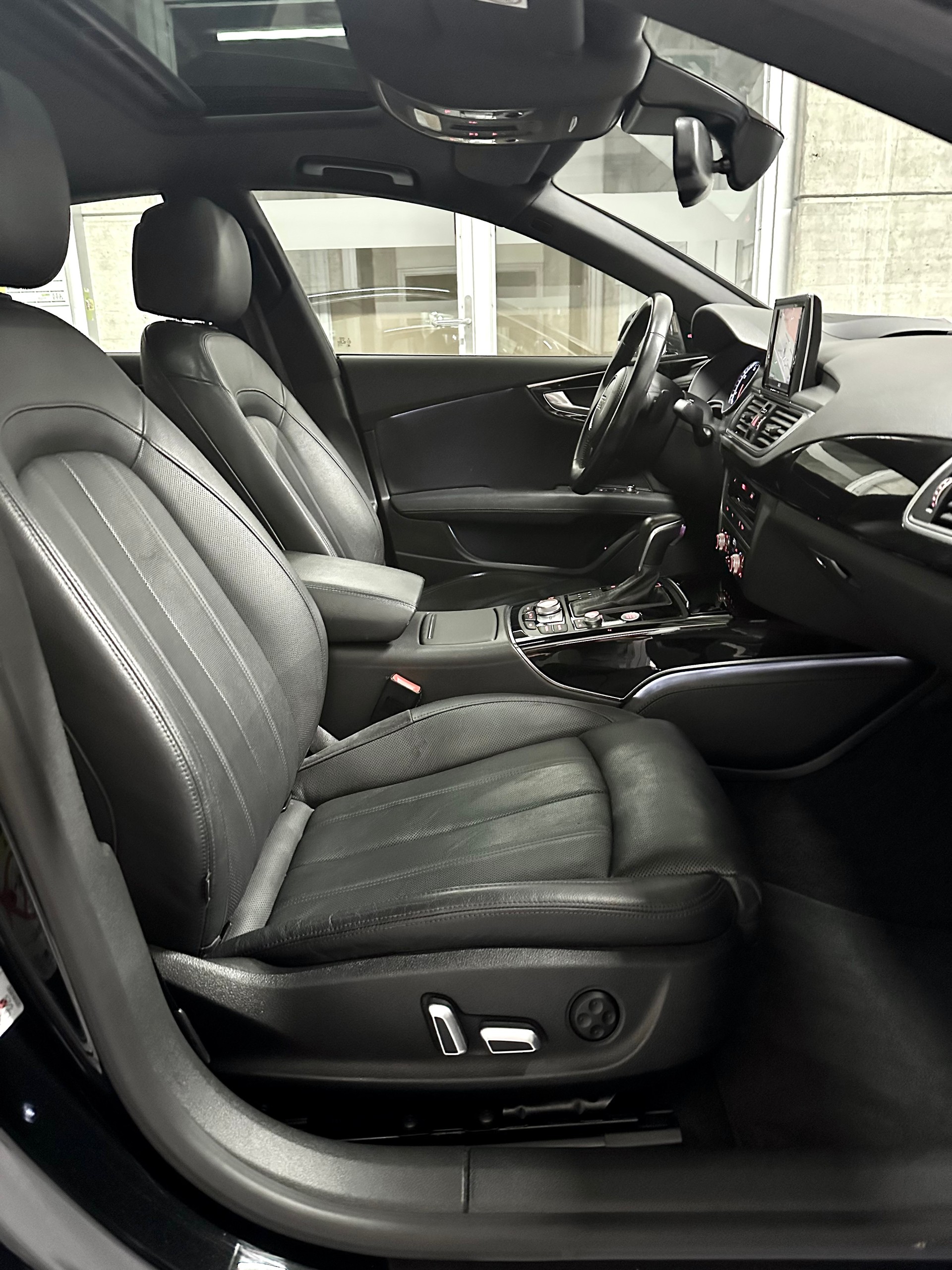 AUDI A7 Sportback 3.0 TDI S-tronic-image-12