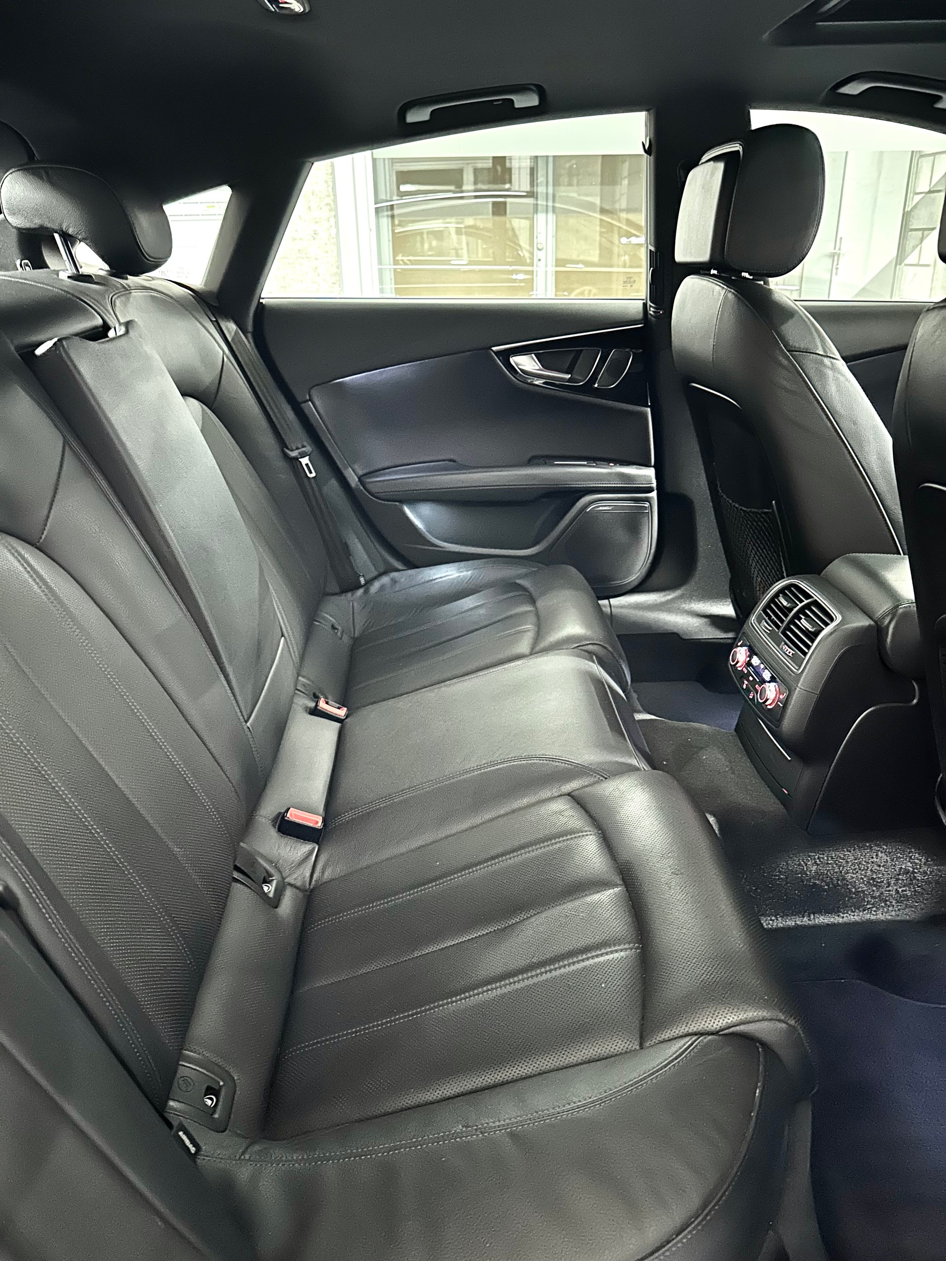 AUDI A7 Sportback 3.0 TDI S-tronic-image-14