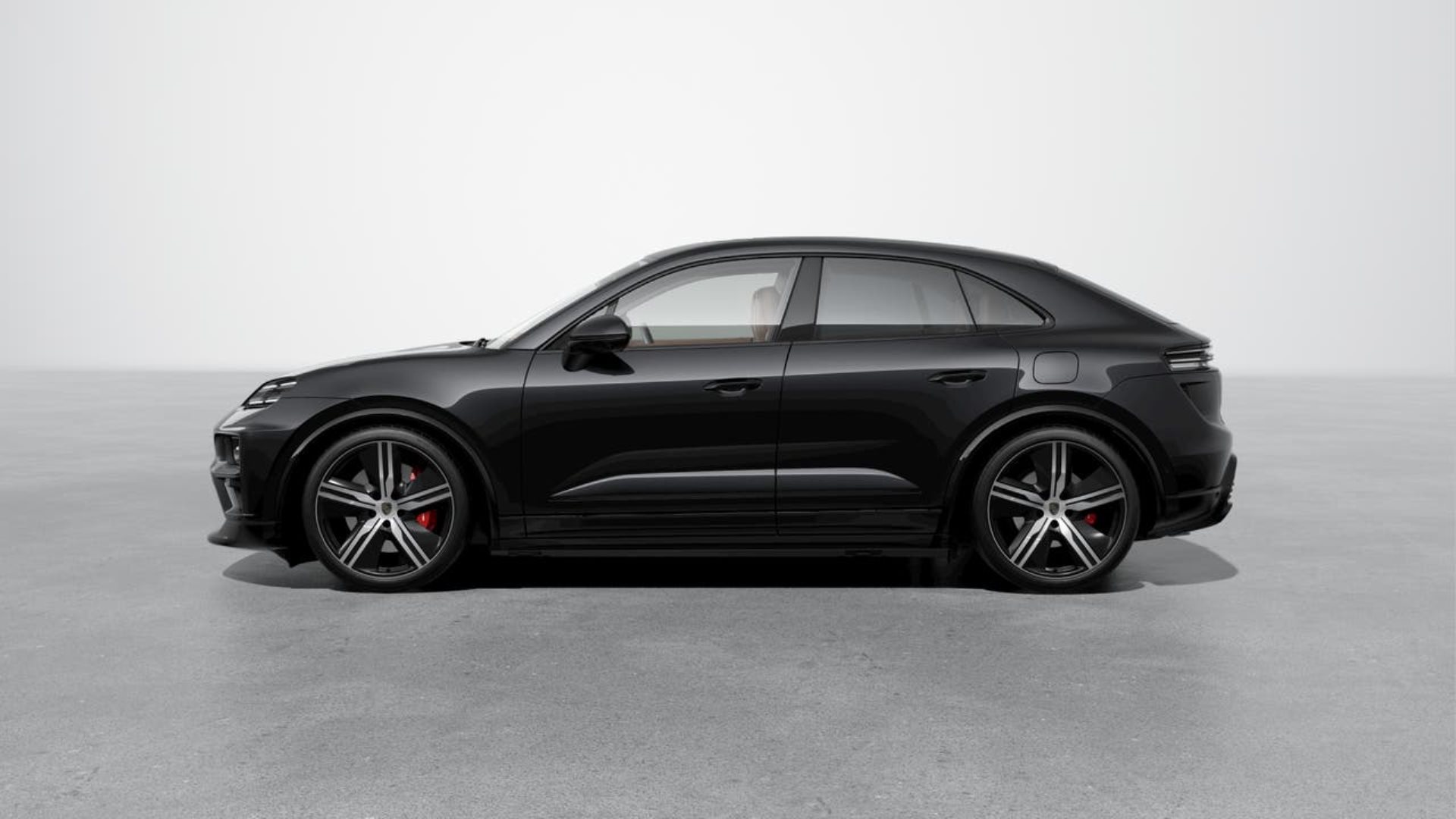 PORSCHE Macan Turbo-image-1