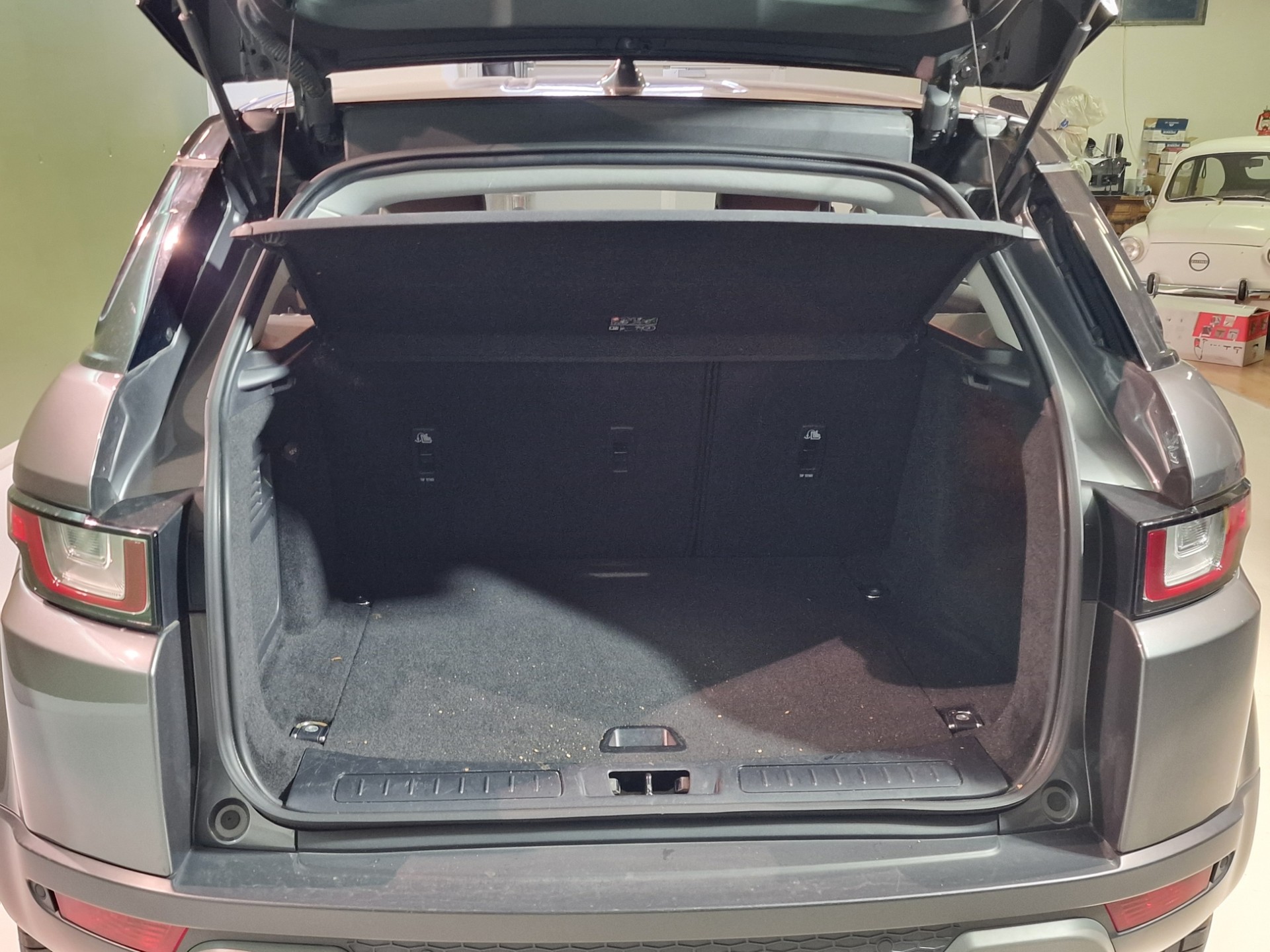 LAND ROVER Range Rover Evoque D 150 S AT9-image-10