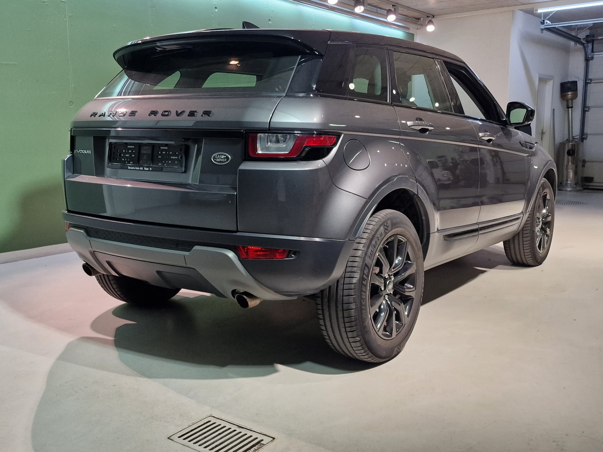 LAND ROVER Range Rover Evoque D 150 S AT9-image-4