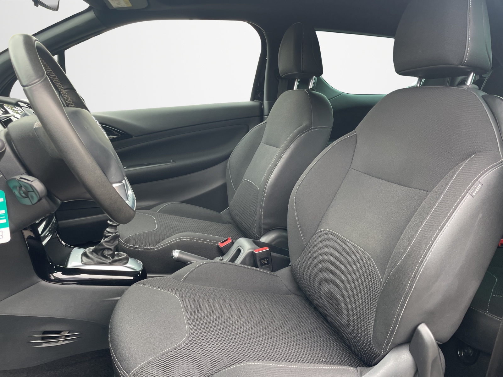 DS AUTOMOBILES DS3 Cabrio 1.2 PureTech So Chic-image-9