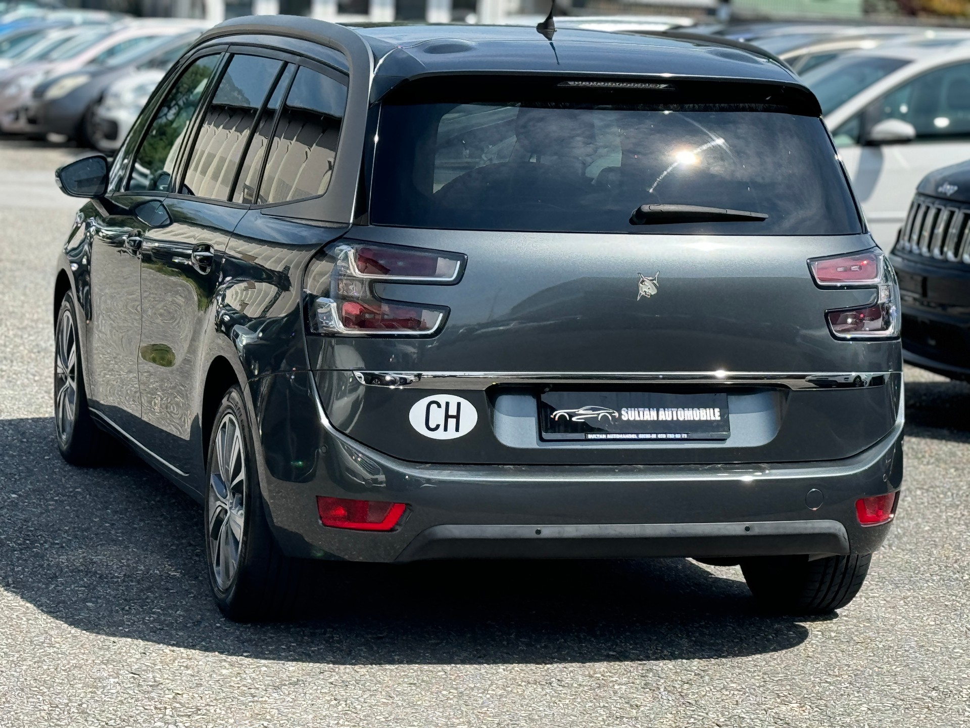 CITROEN Grand C4 Picasso 1.6 BlueHDi Intensive EAT6-image-5