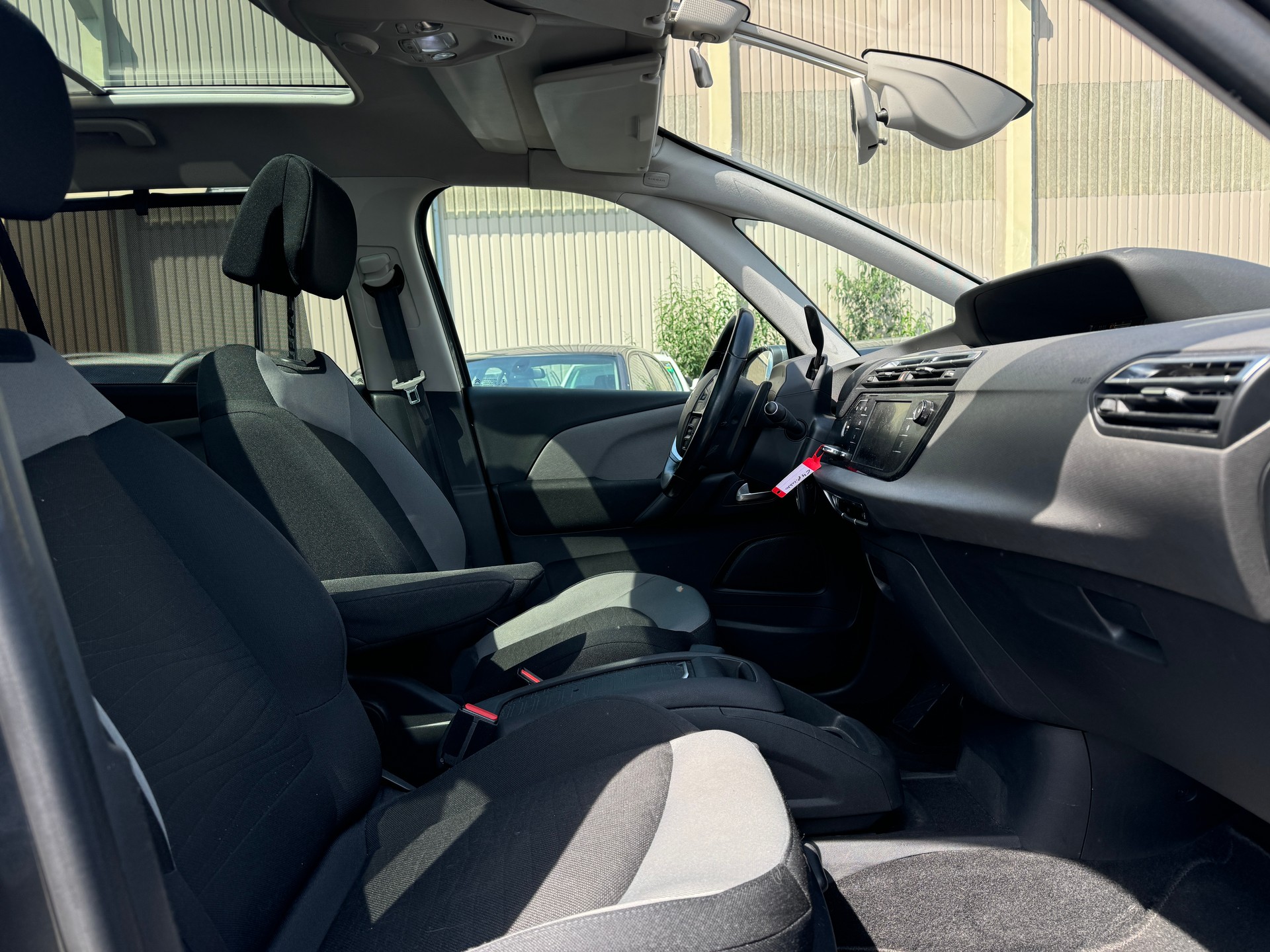 CITROEN Grand C4 Picasso 1.6 BlueHDi Intensive EAT6-image-8