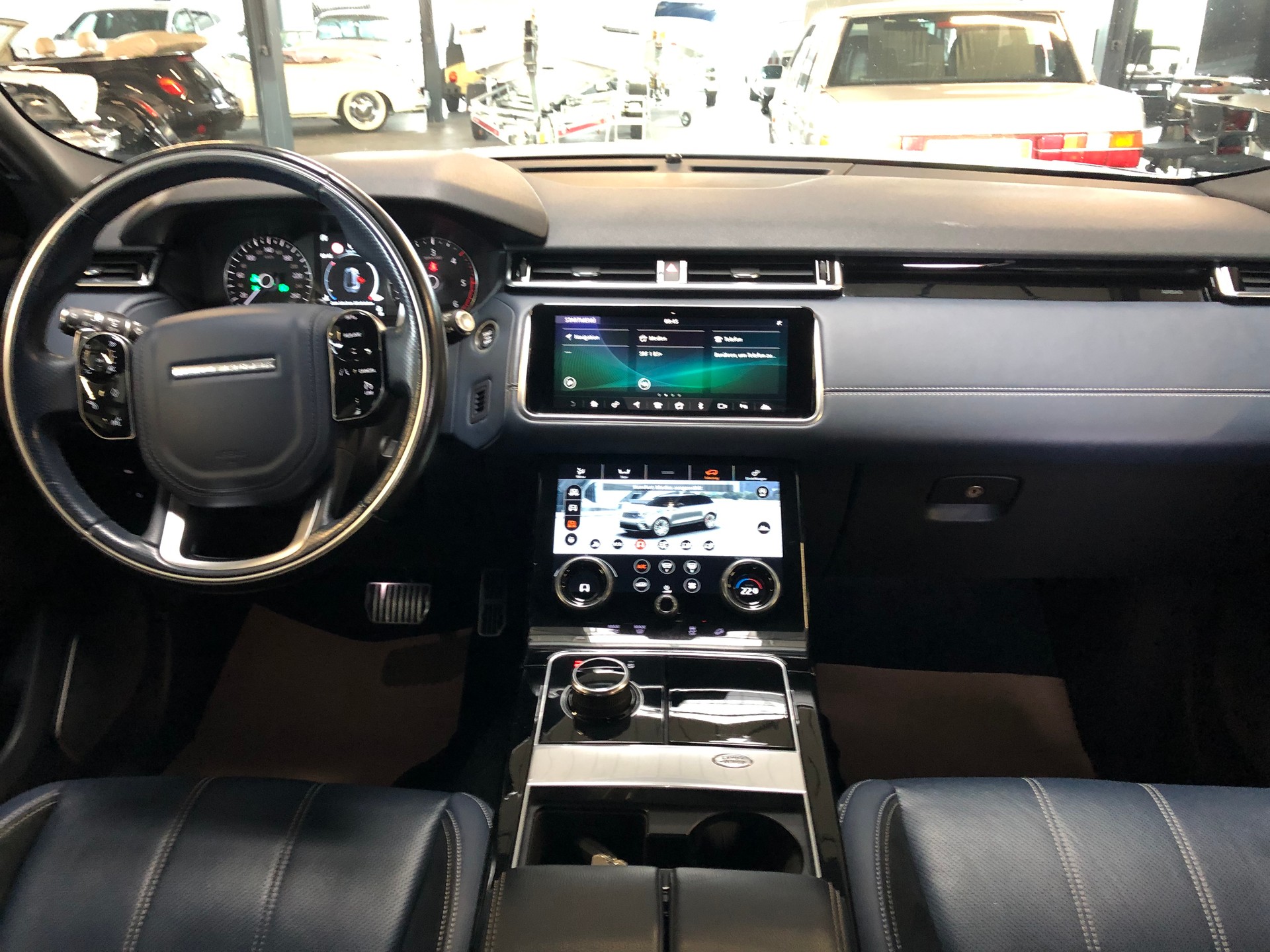 LAND ROVER Range Rover Velar R-Dynamic D 300 S Automatic-image-14