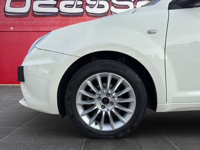 ALFA ROMEO MITO 1.4 Urban 8 V-image-22