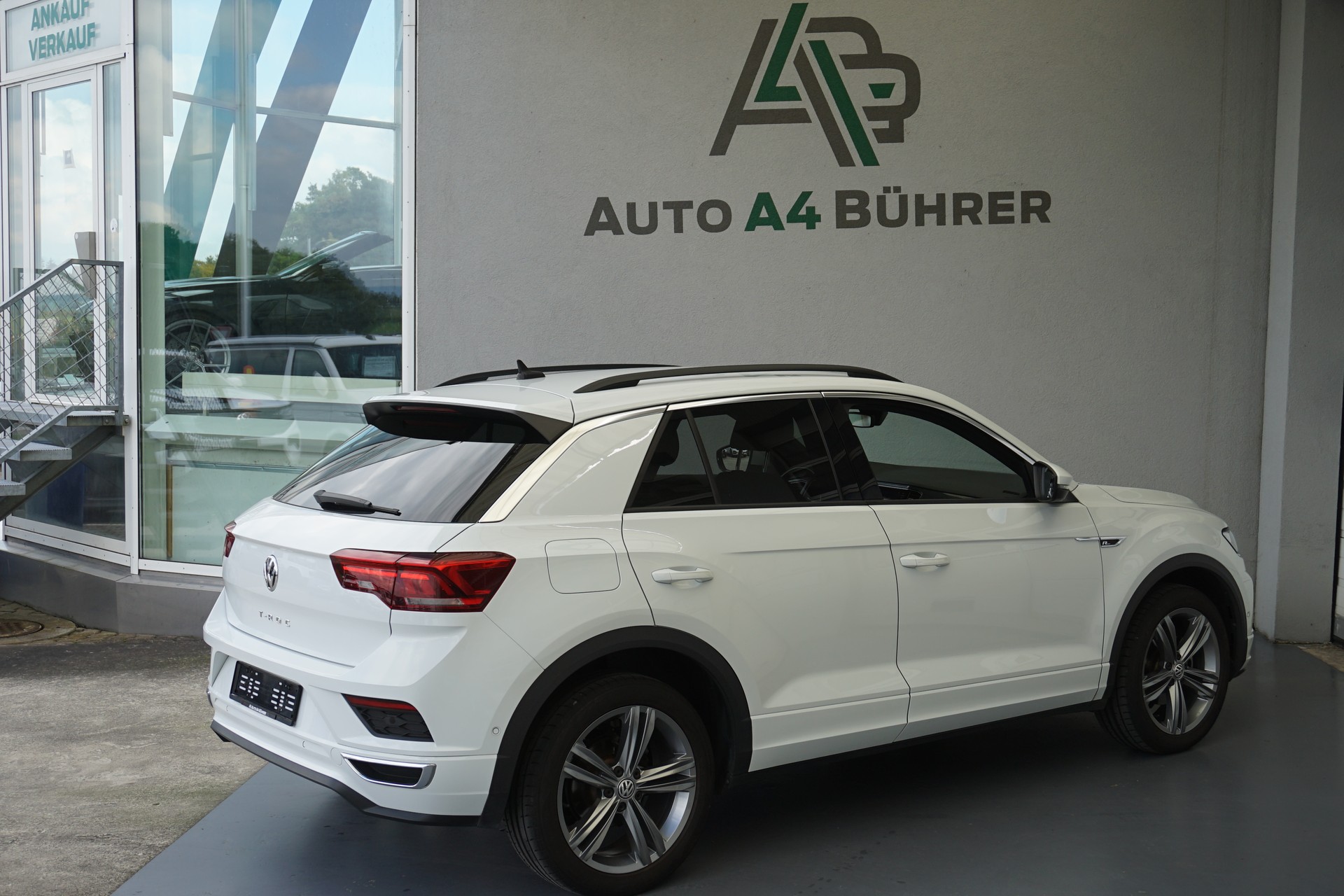 VW T-Roc 1.5 TSI EVO Advance 150PS 6-Gang Handschaltung-image-8