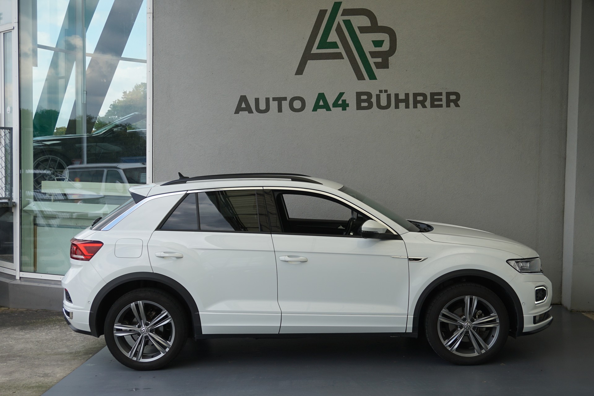 VW T-Roc 1.5 TSI EVO Advance 150PS 6-Gang Handschaltung-image-5