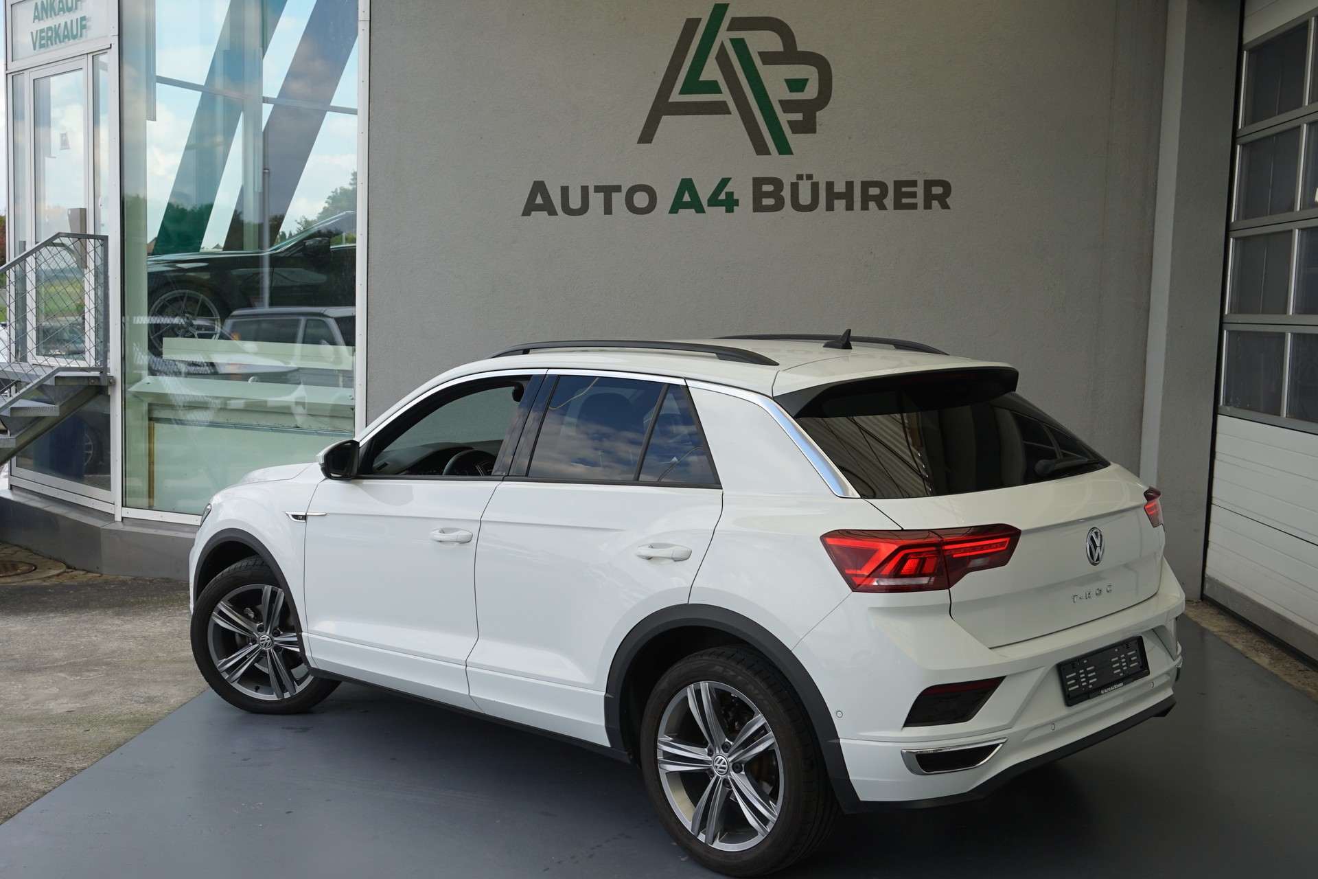VW T-Roc 1.5 TSI EVO Advance 150PS 6-Gang Handschaltung-image-6