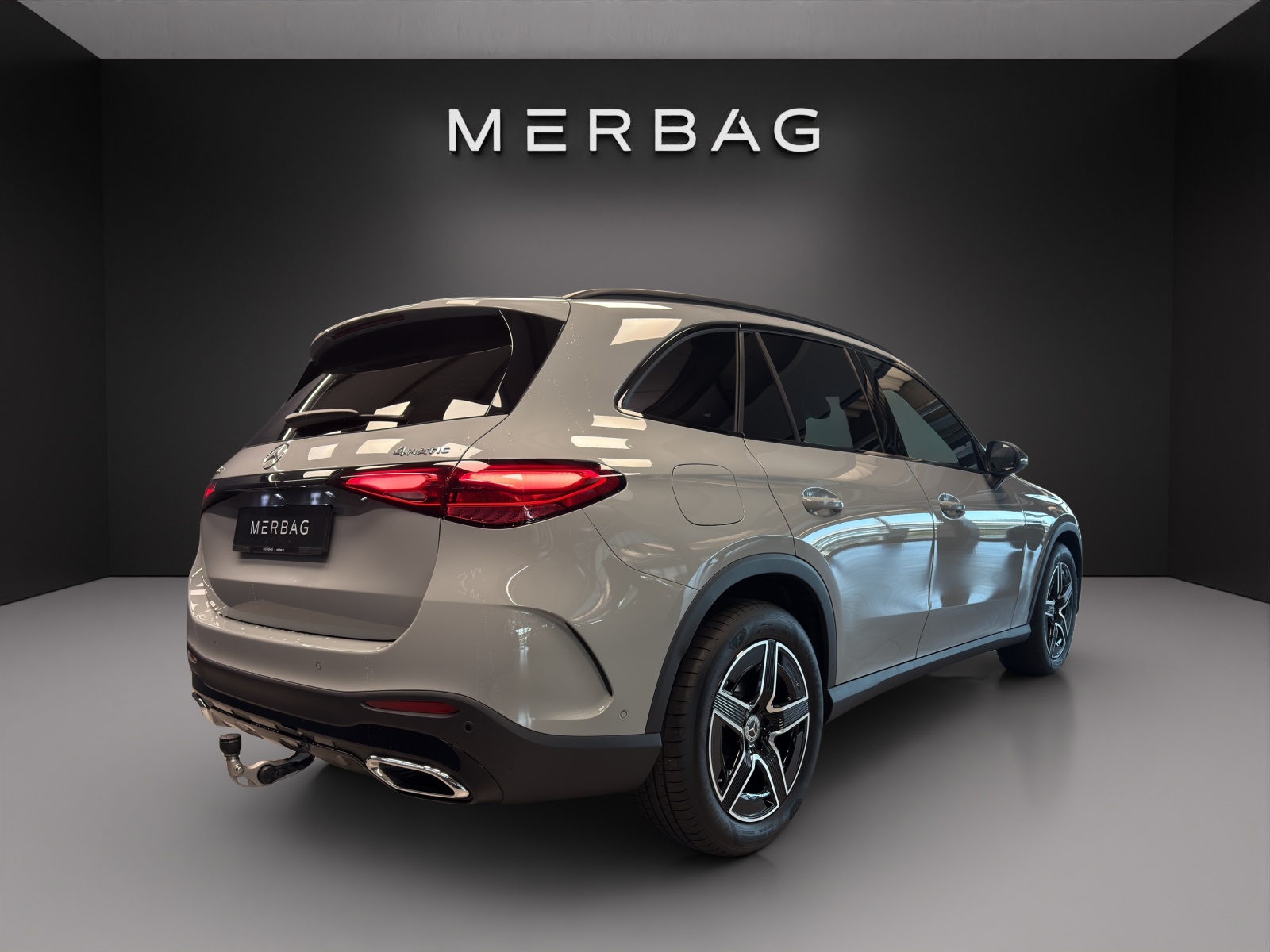 MERCEDES-BENZ GLC 300 d 4M 9G-Tronic AMG Line-image-5