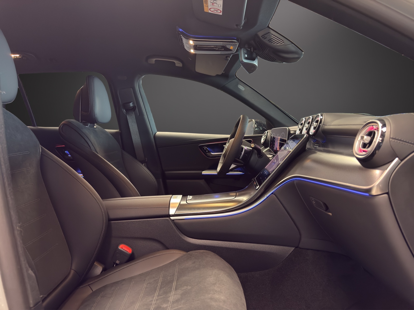 MERCEDES-BENZ GLC 300 d 4M 9G-Tronic AMG Line-image-10