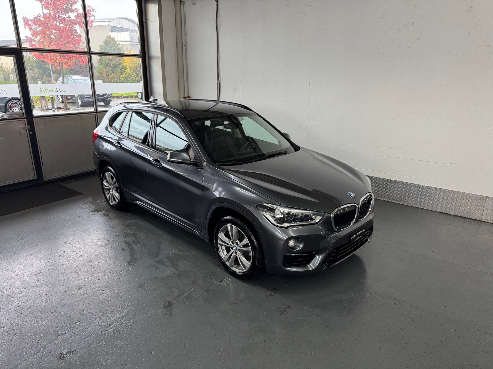 BMW X1 xDrive 18d Sport Line Steptronic-image-0