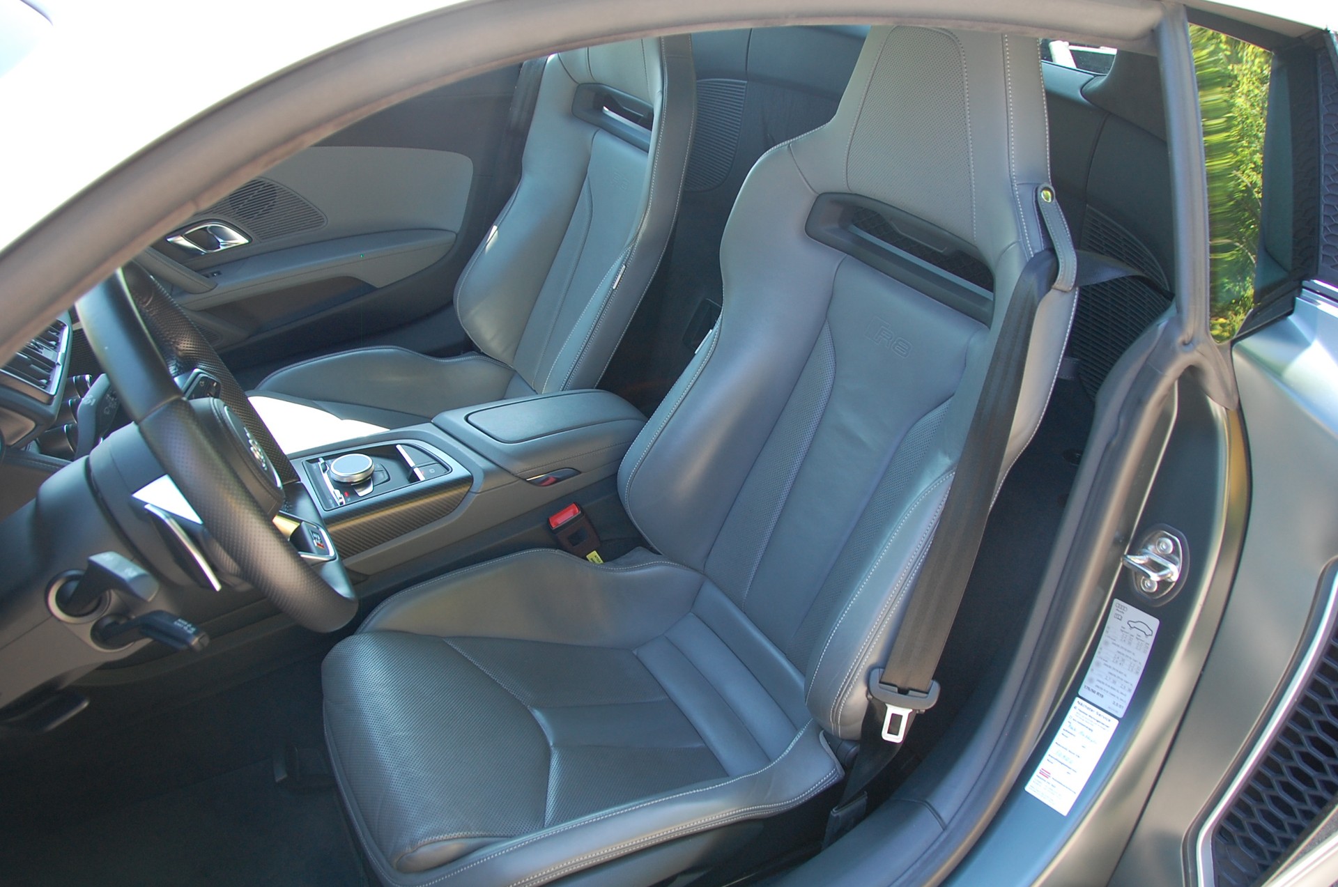 AUDI R8 Coupé 5.2 plus S-Tronic, Capristo-image-10