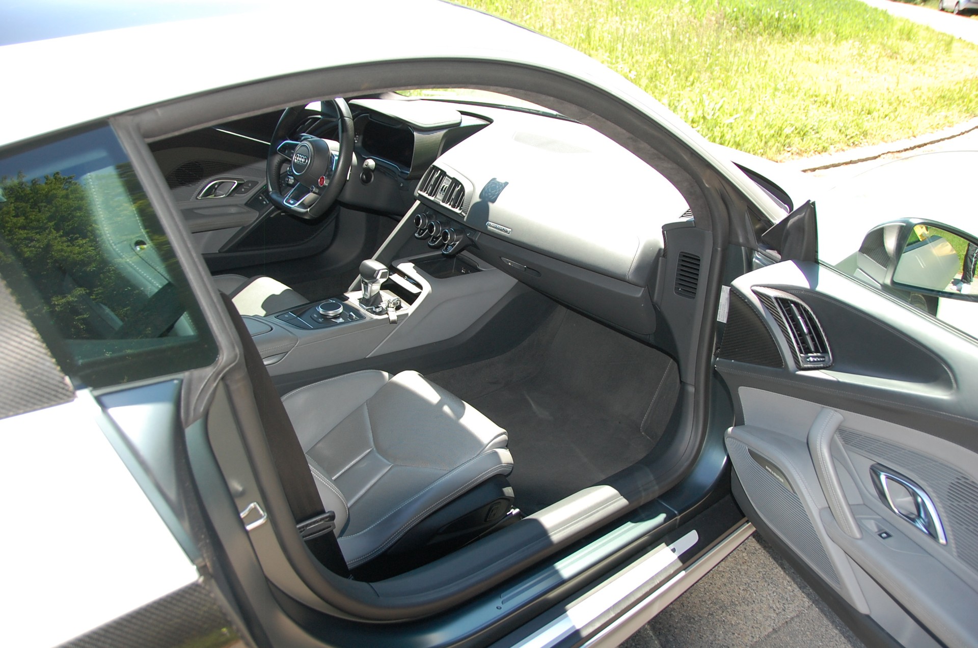 AUDI R8 Coupé 5.2 plus S-Tronic, Capristo-image-8