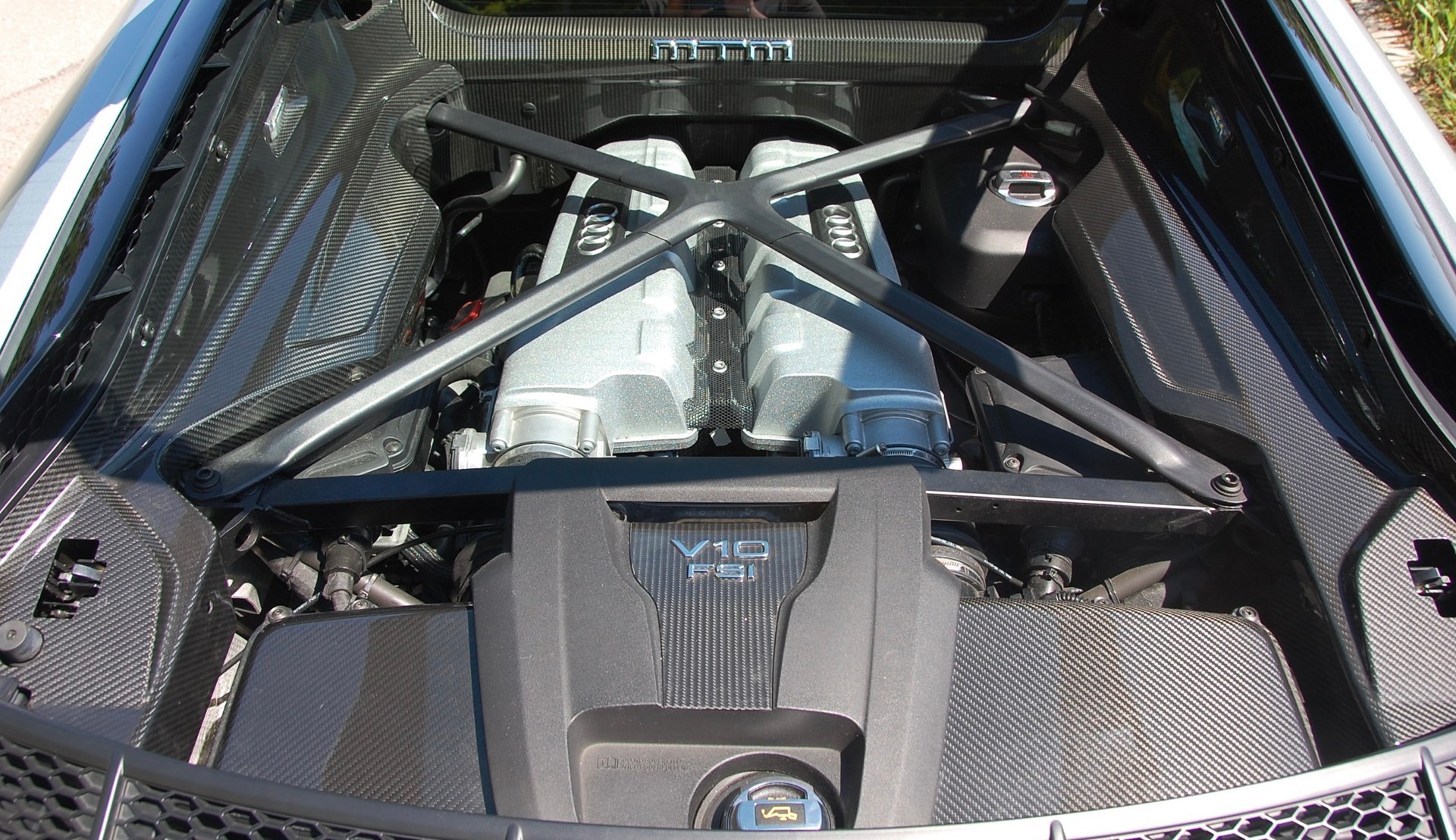 AUDI R8 Coupé 5.2 plus S-Tronic, Capristo-image-11