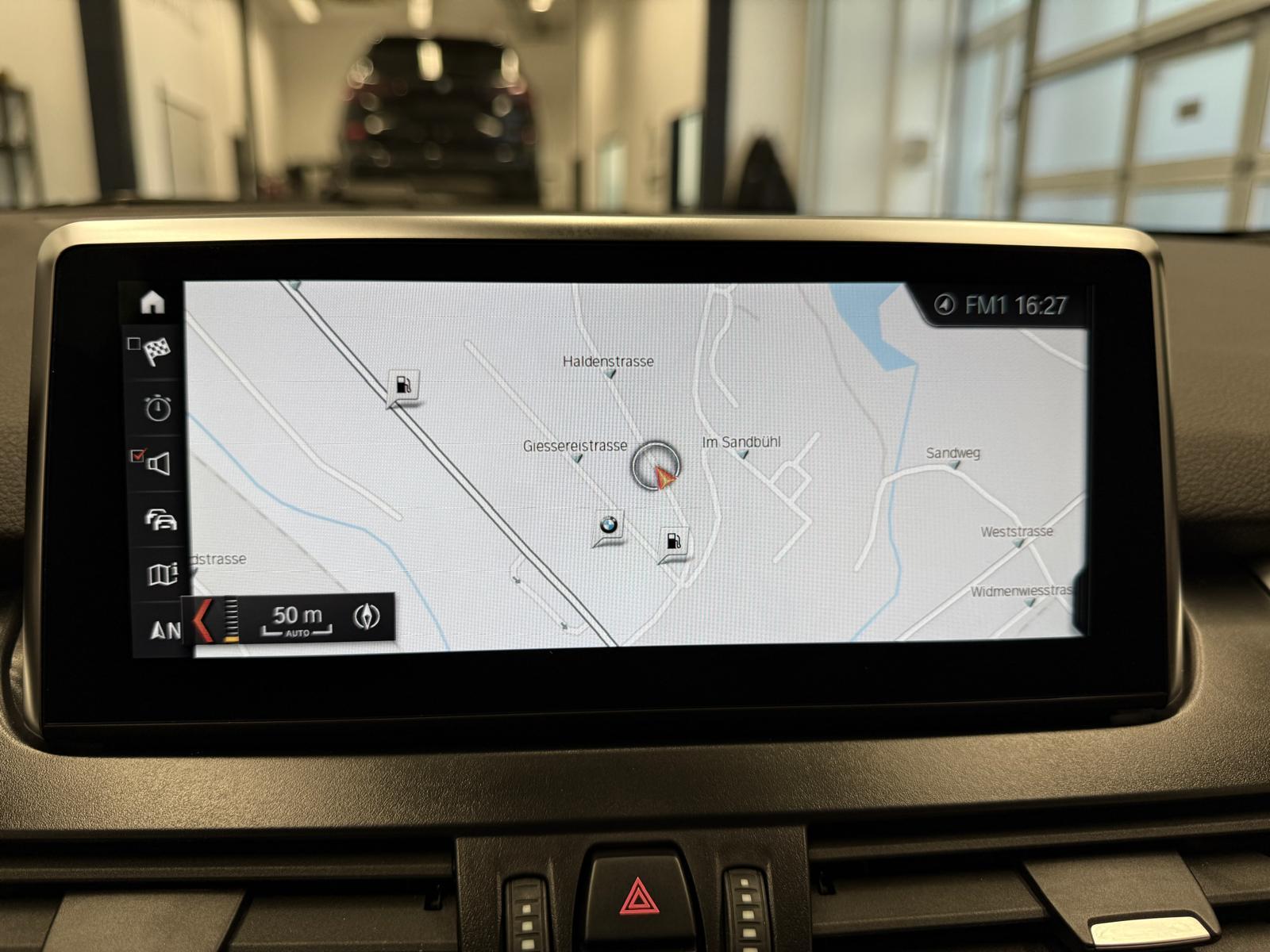 BMW 218d xDrive Gran Tourer-image-22
