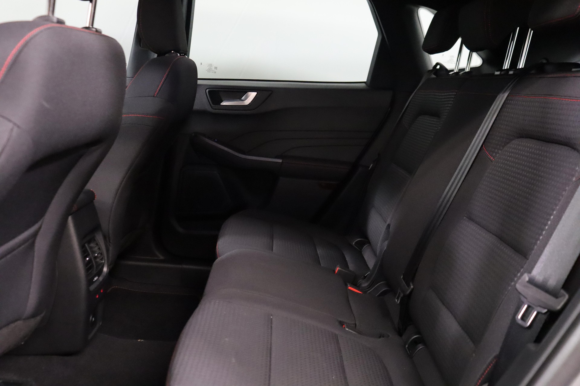 FORD Kuga 2.0 EcoBlue ST-Line-image-3