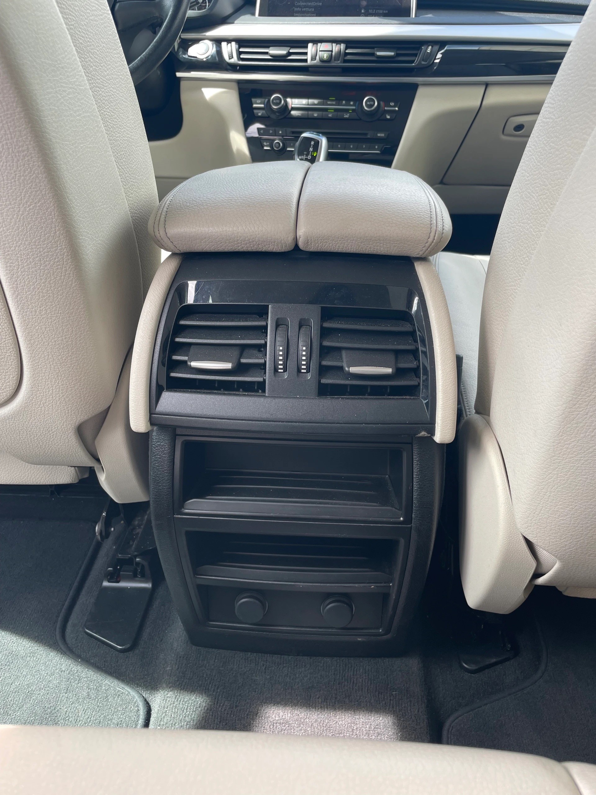 BMW X5 xDrive 25d Steptronic-image-14