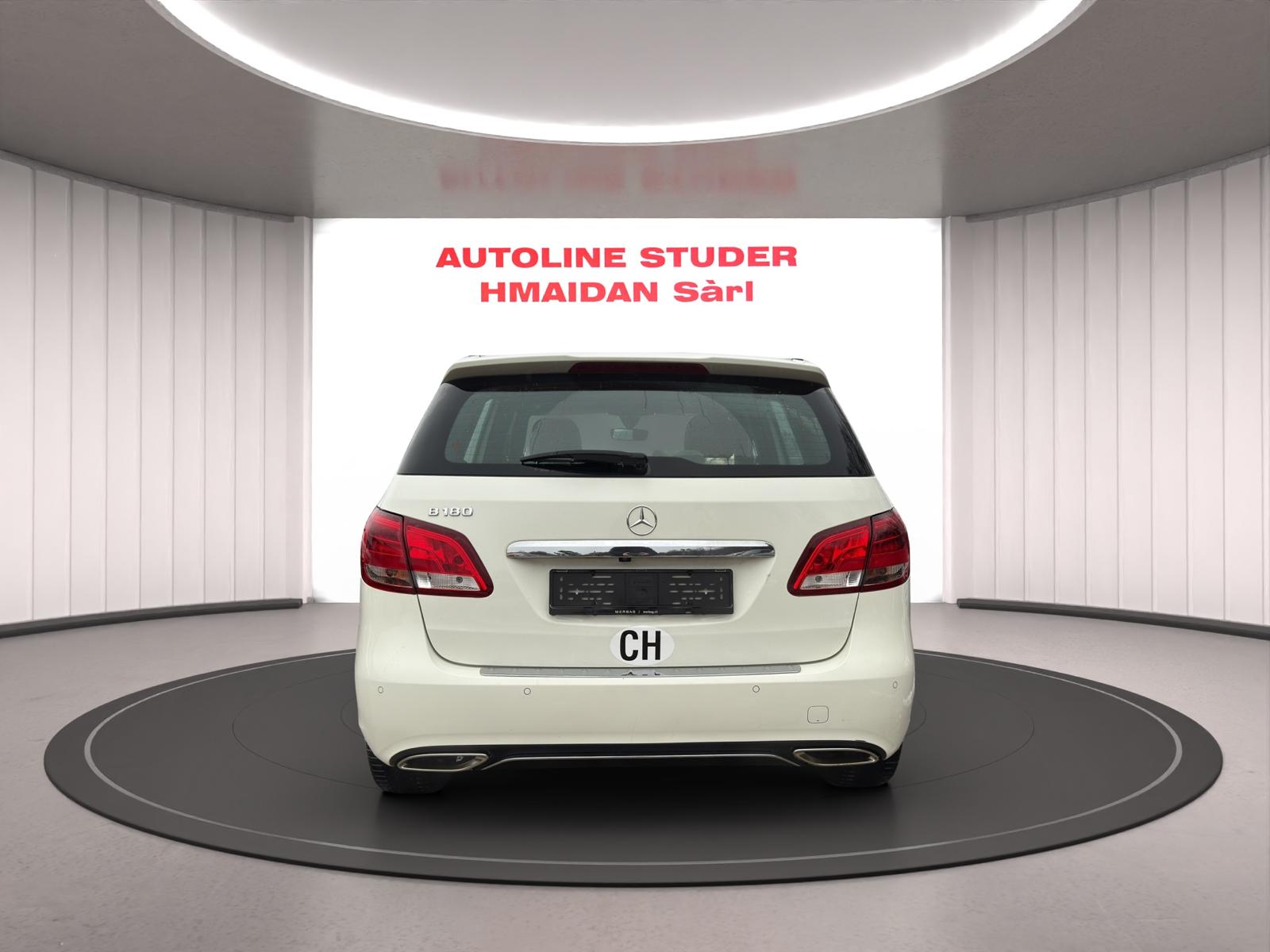 MERCEDES-BENZ B 180 Style-image-5