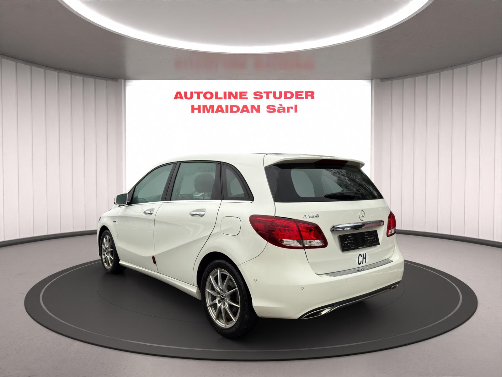 MERCEDES-BENZ B 180 Style-image-3
