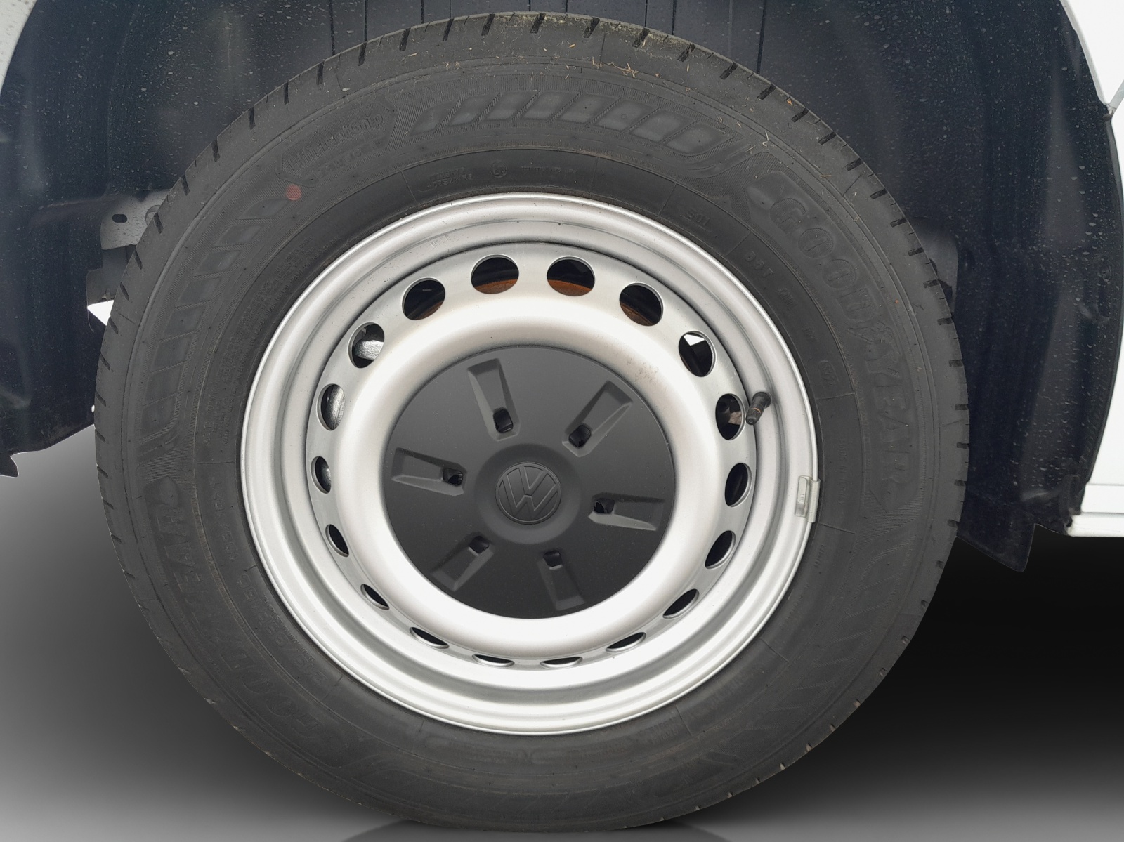 VW Transporter Kastenwagen BEV RS 3100mm 218PS AUT-image-13