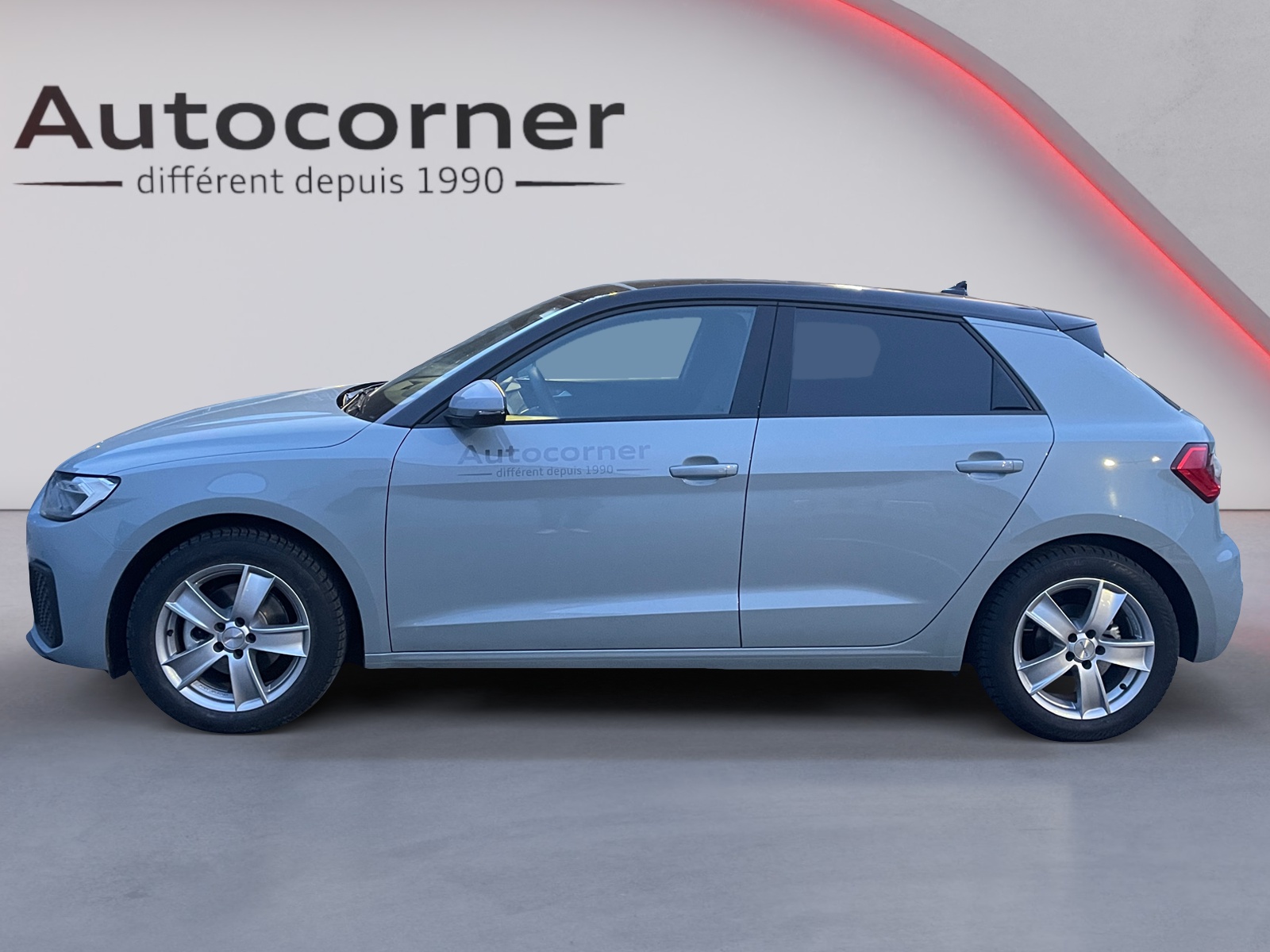 AUDI A1 Sportback 30 TFSI Attraction S-tronic-image-1