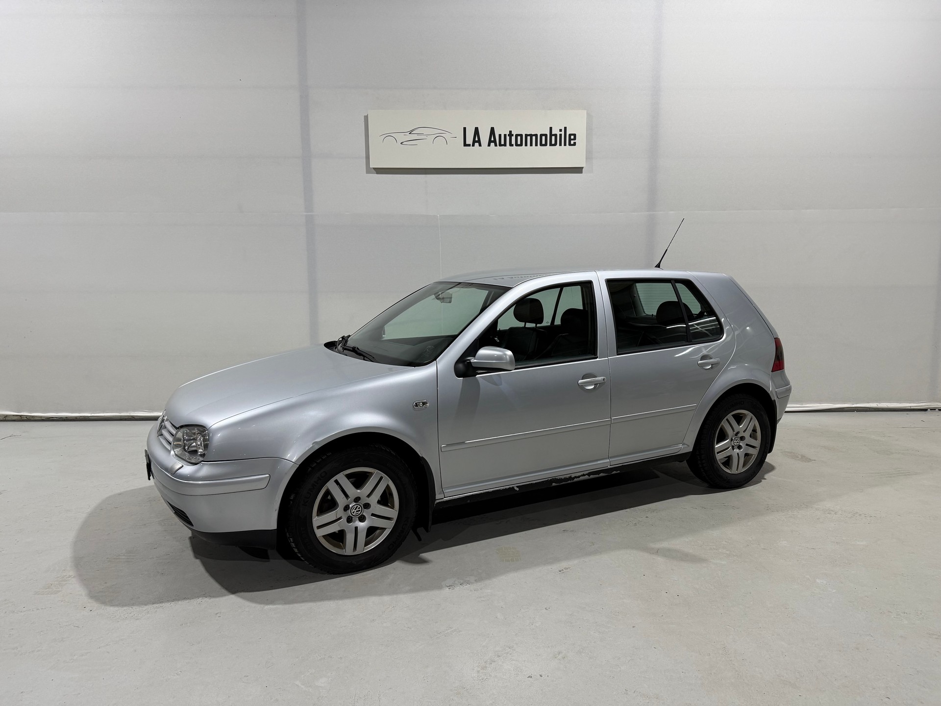 VW Golf 1.9 TDI PD Highline-image-1