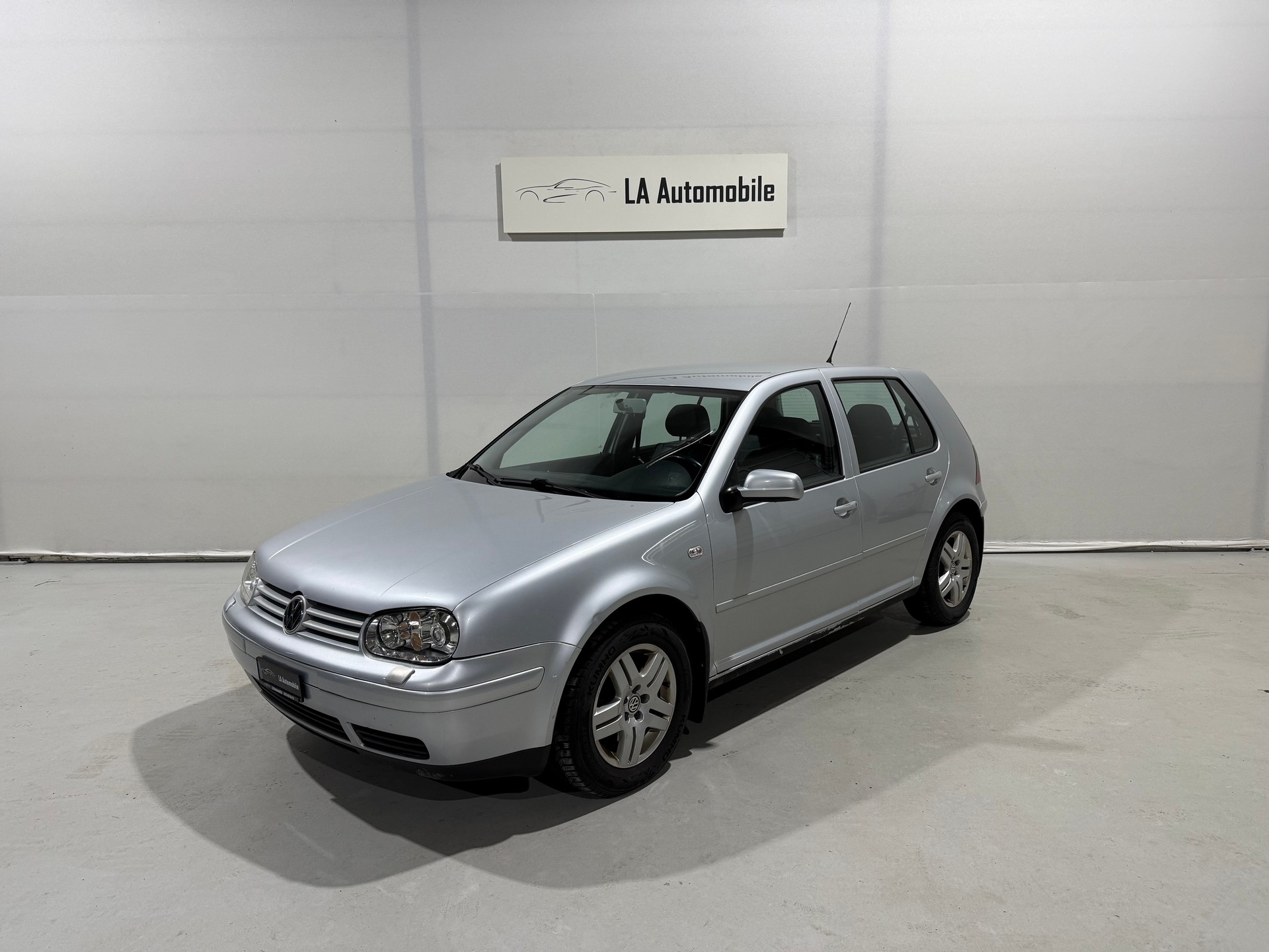 VW Golf 1.9 TDI PD Highline-image-0
