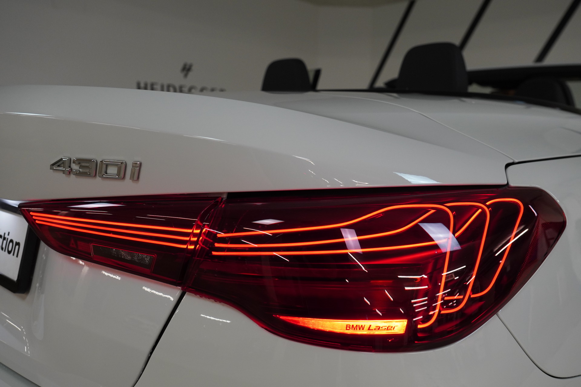 BMW 430i xDrive Cabriolet M Sport Steptronic-image-23