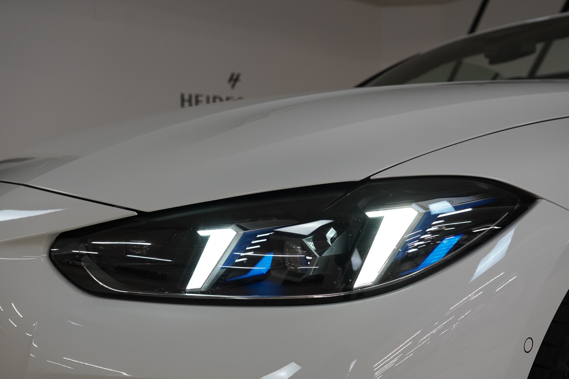 BMW 430i xDrive Cabriolet M Sport Steptronic-image-16