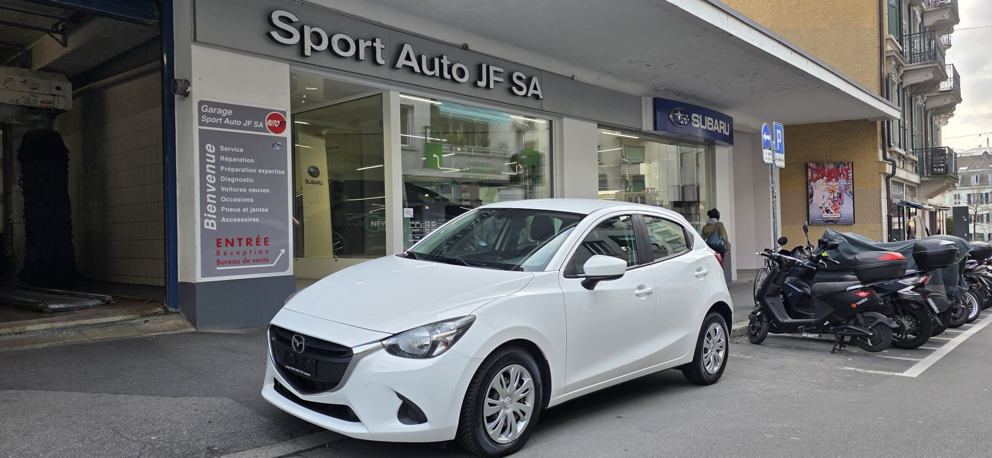 Car photo