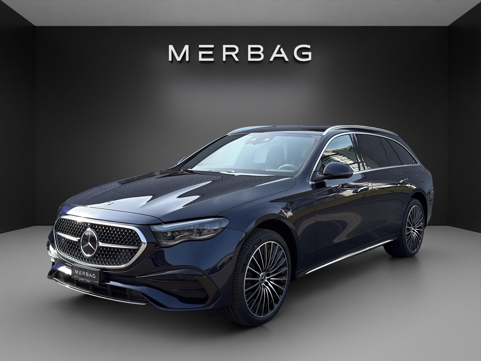 MERCEDES-BENZ E 300 de T 4Matic EQ Hybrid 9G-Tronic-image-0