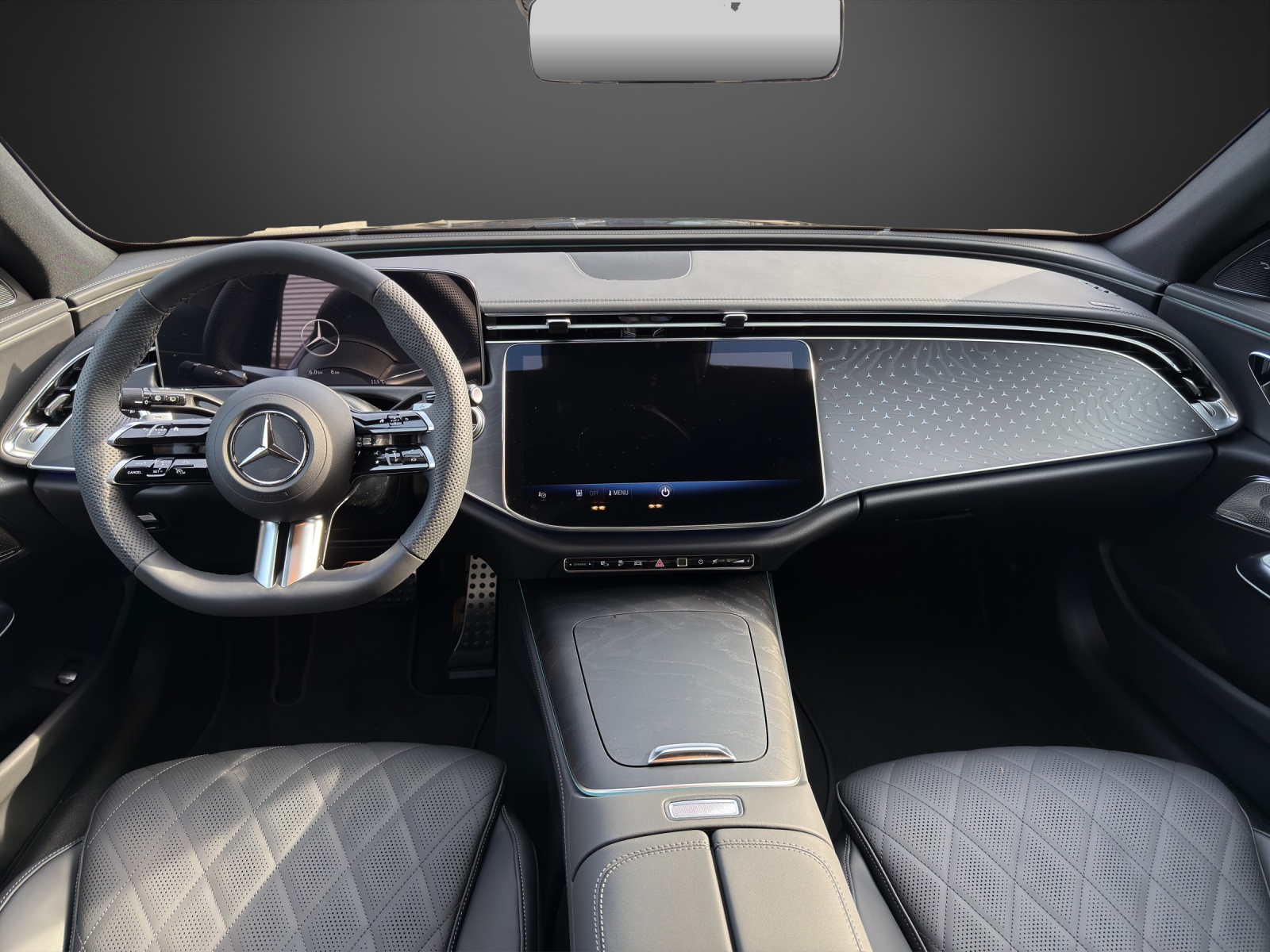 MERCEDES-BENZ E 300 de T 4Matic EQ Hybrid 9G-Tronic-image-10
