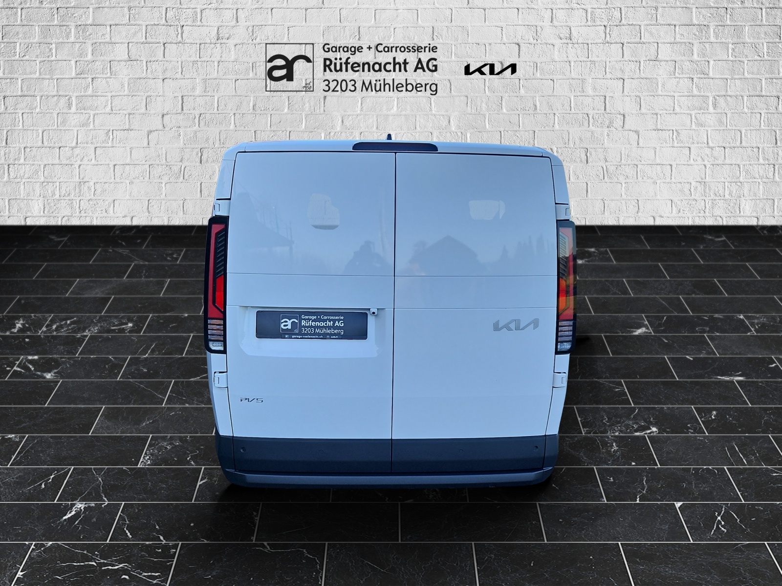 KIA PV5 Cargo 71.2 kWh Plus-showroom-element-3