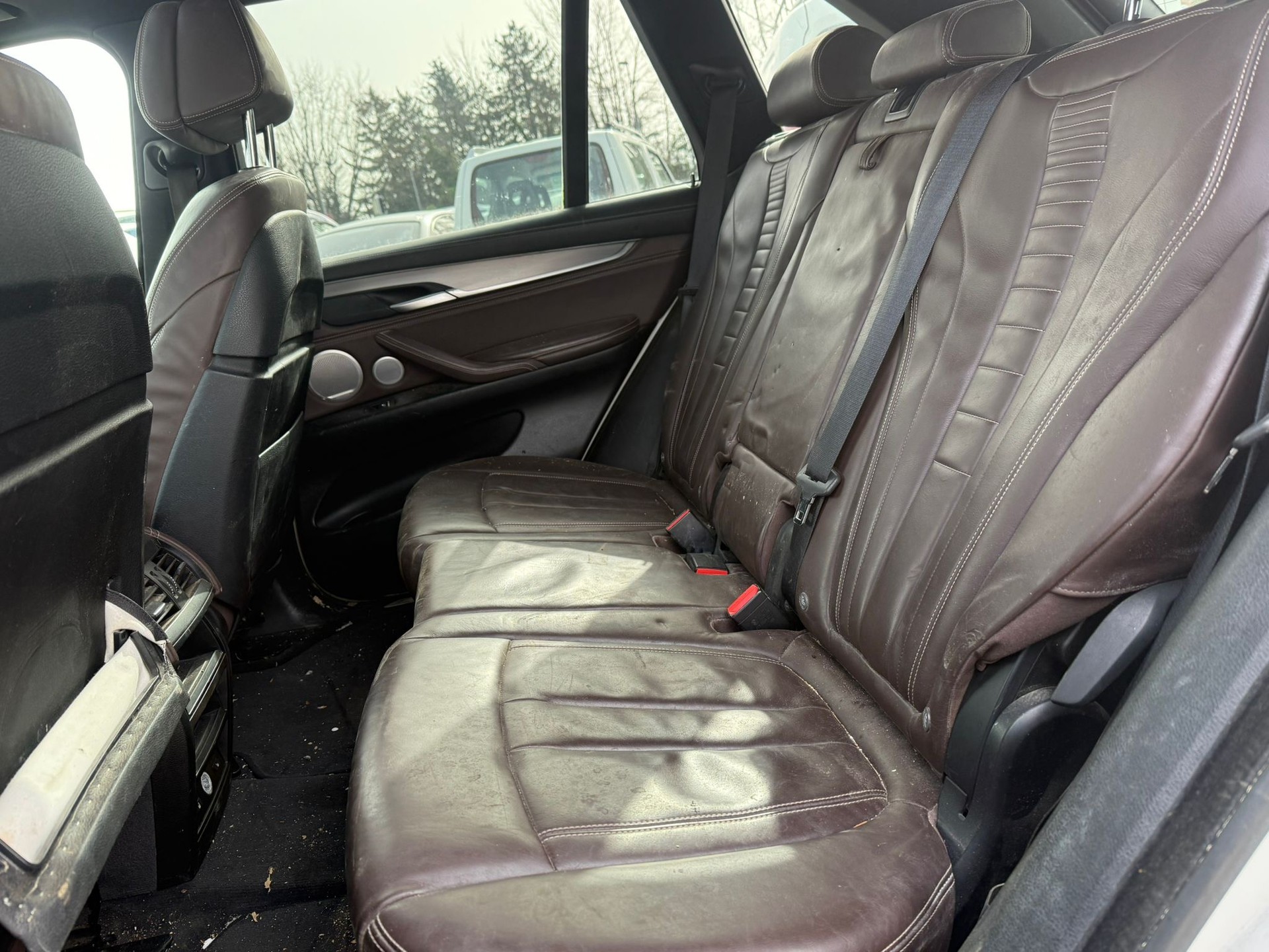 BMW X5 xDrive 50i Steptronic-image-11