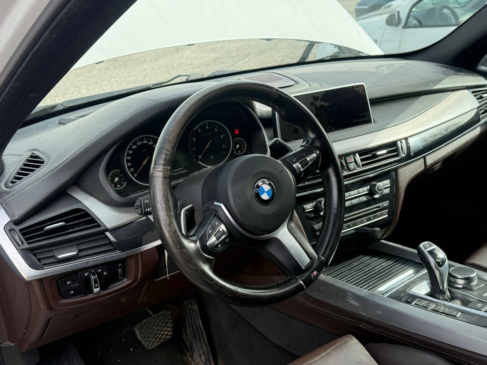 BMW X5 xDrive 50i Steptronic-image-9