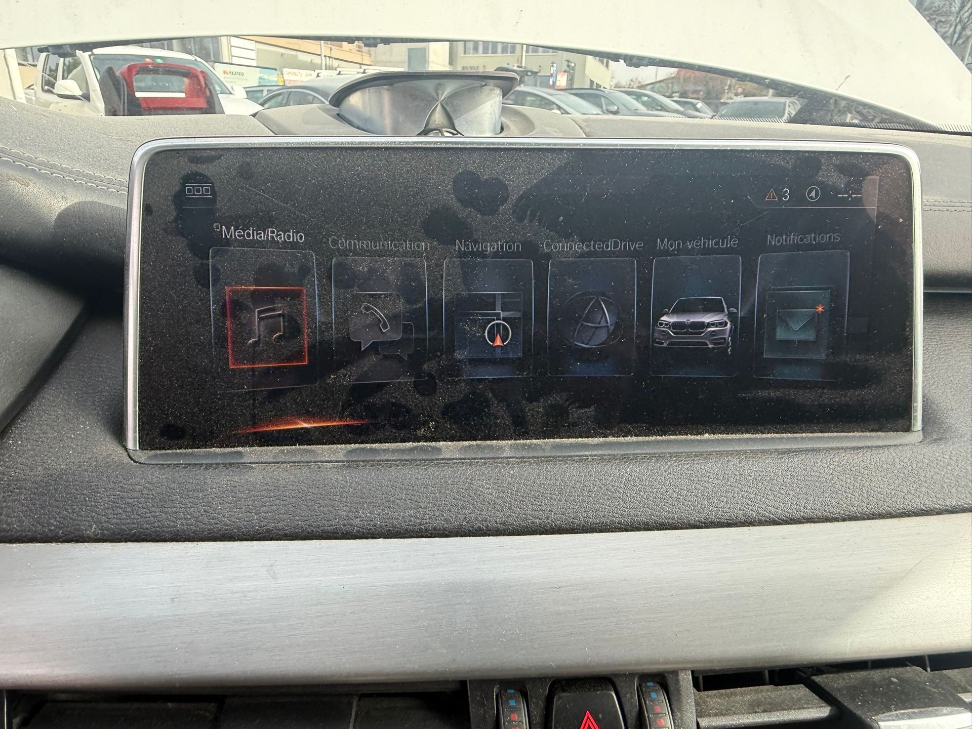 BMW X5 xDrive 50i Steptronic-image-13
