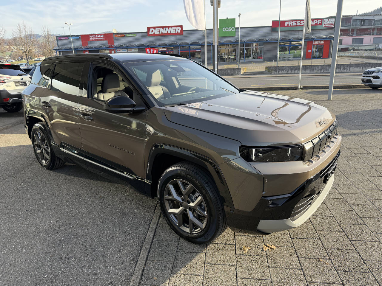 JEEP Compass 1.2 MHEV First Edition Convenience & Premium-image-2