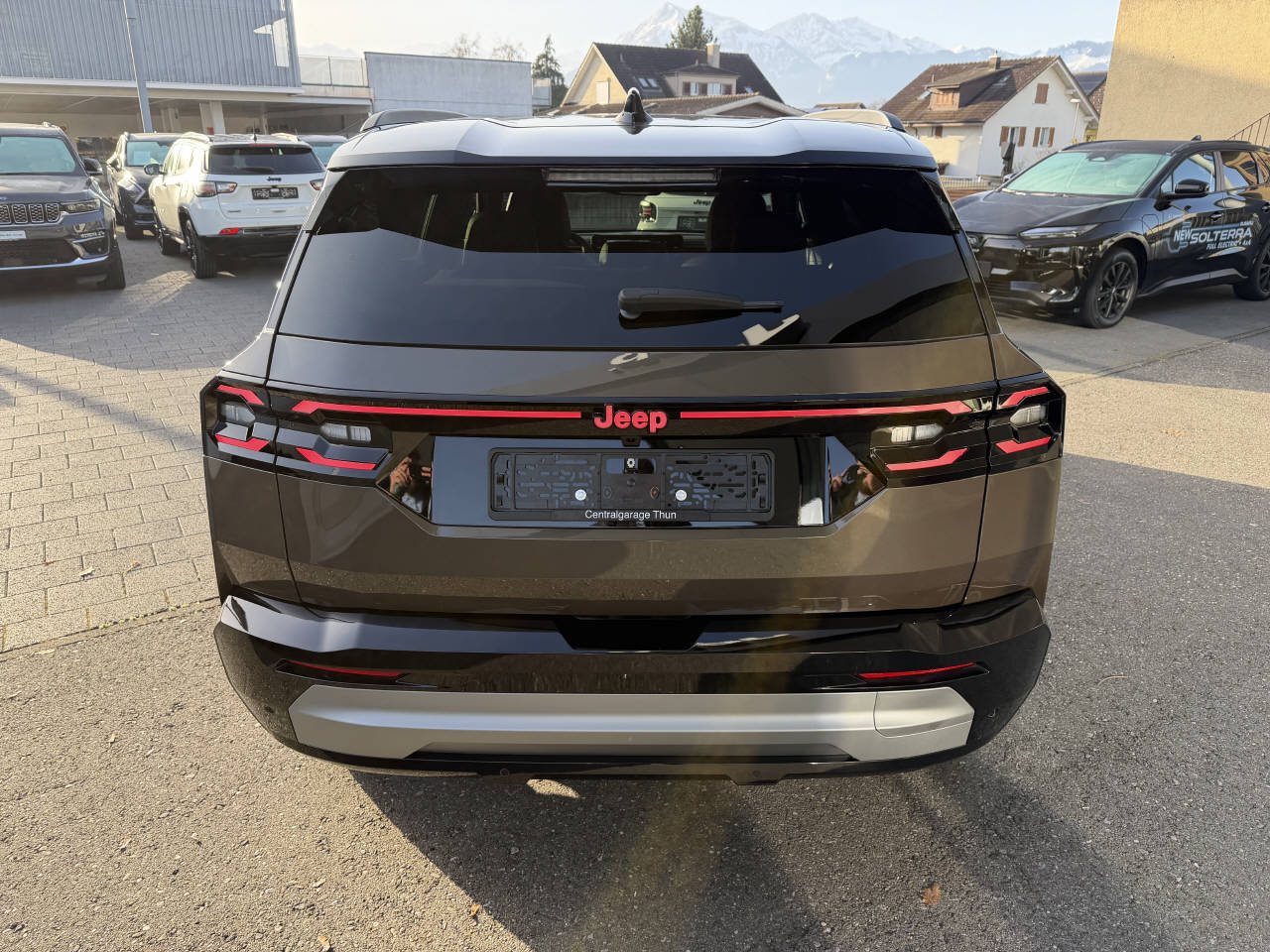 JEEP Compass 1.2 MHEV First Edition Convenience & Premium-image-4