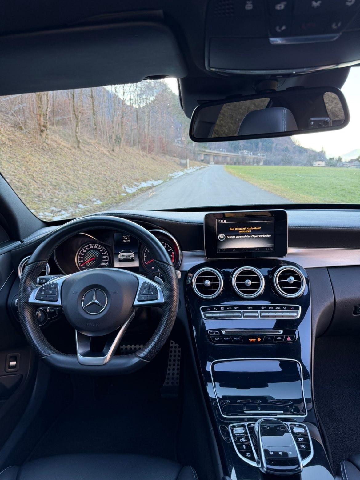 MERCEDES-BENZ C 43 AMG 4Matic 9G-Tronic-image-9