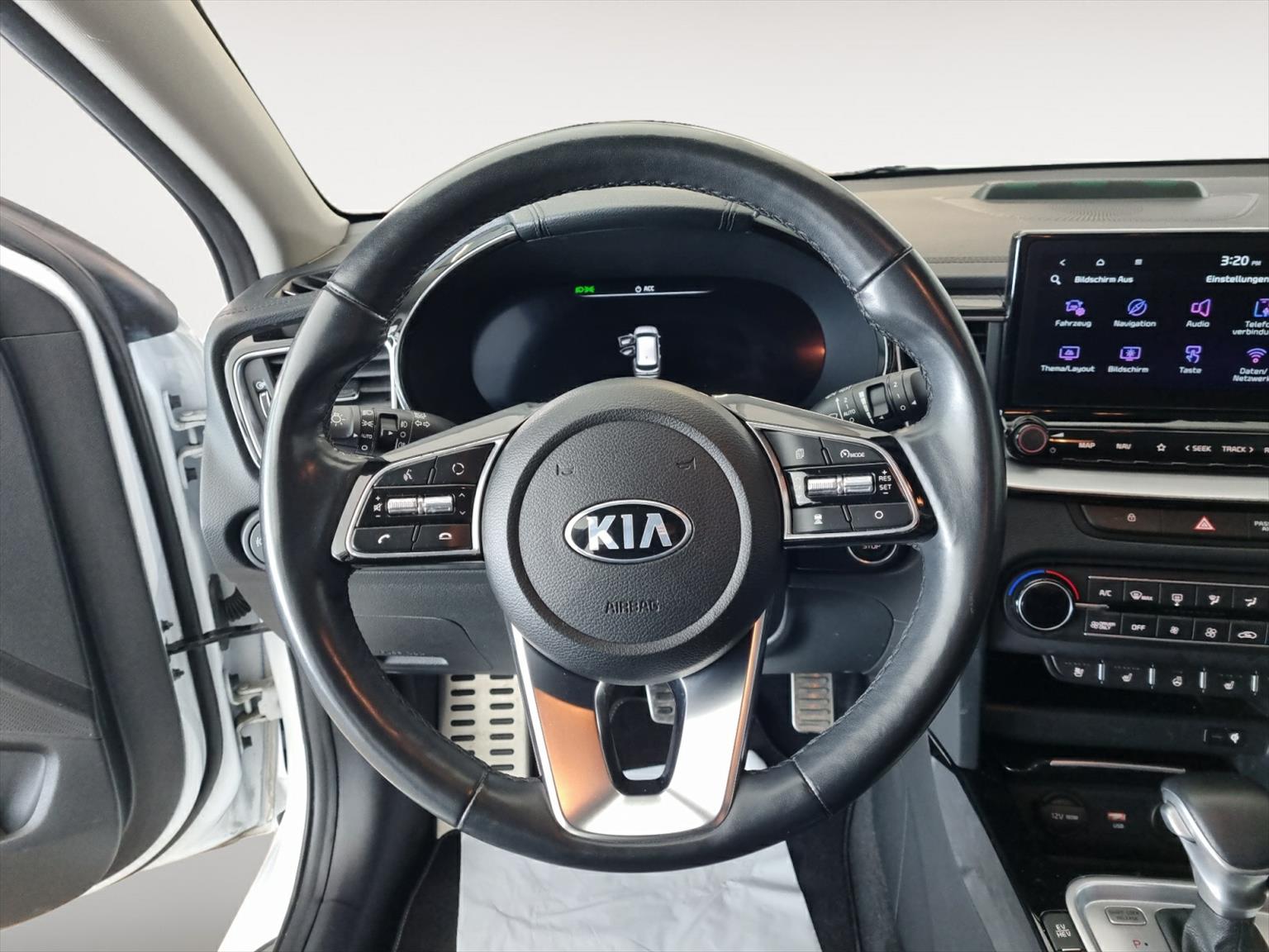 KIA Ceed Sportswagon 1.6 GDi Plug-in Hybrid Style DCT-image-6