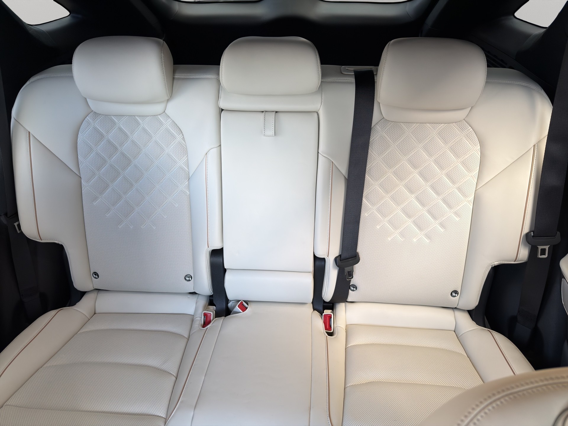 GENESIS GV70 Dual Motor Sport AWD-image-7