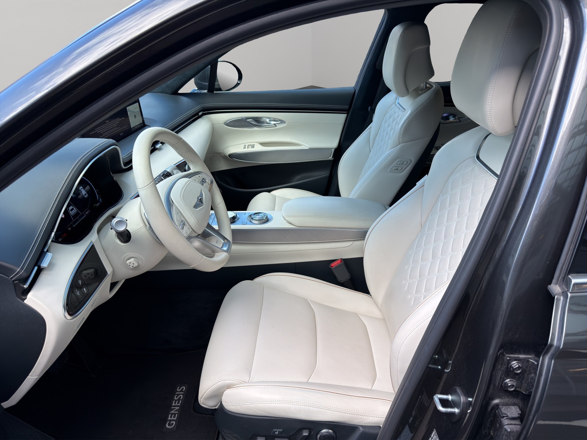 GENESIS GV70 Dual Motor Sport AWD-image-6
