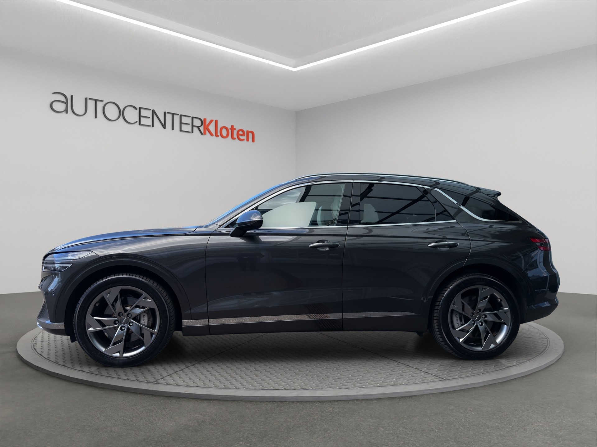 GENESIS GV70 Dual Motor Sport AWD-image-2