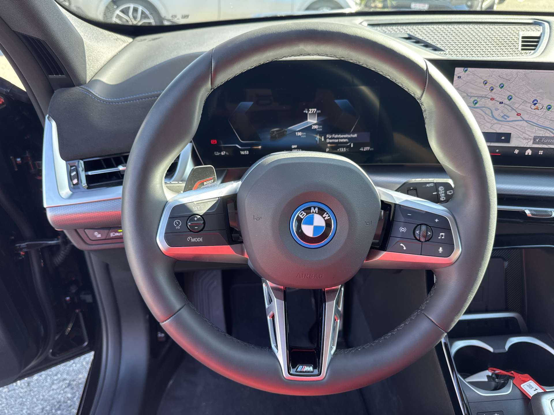 BMW iX1 xDrive 30 M Sport 306PS Automat-image-15