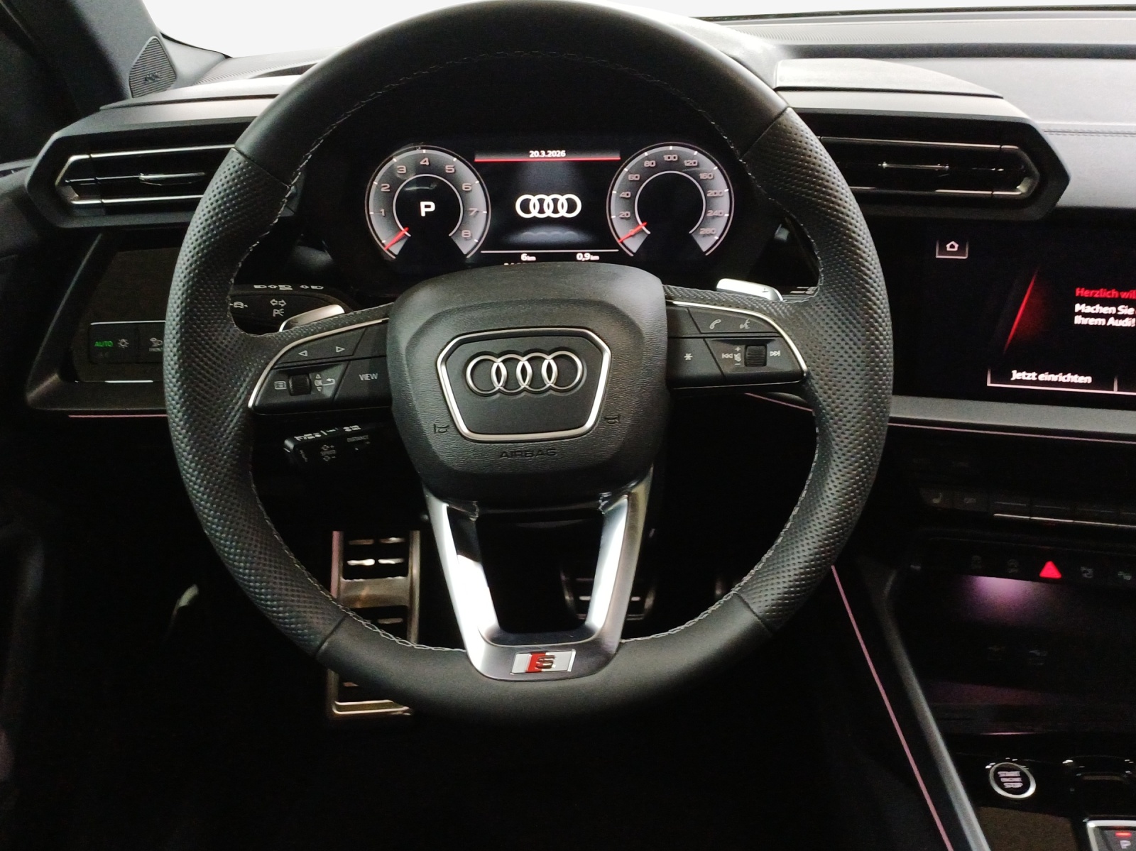 AUDI A3 Sportback TFSI 110 kW S line Attraction S tronic-image-9